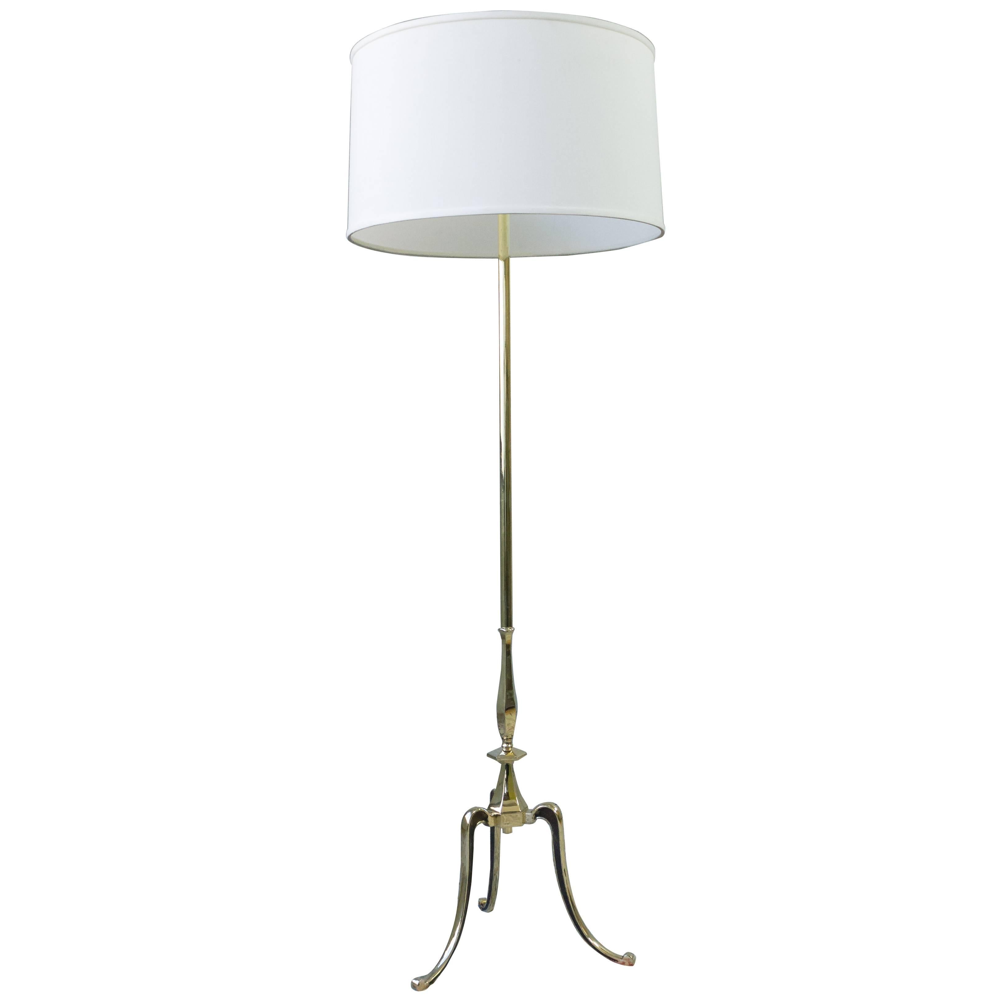1950s French Floor Lamp with Tripod Base in Polished Brass