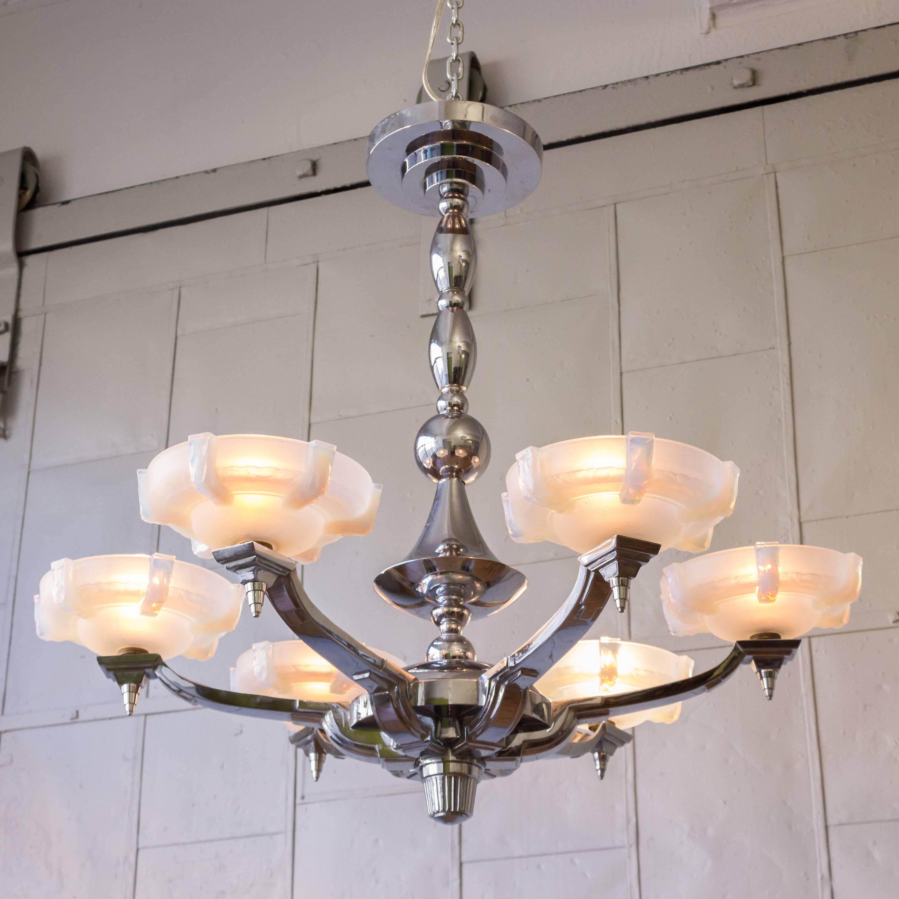 Glass 1930s French Art Deco Chandelier by Petitot