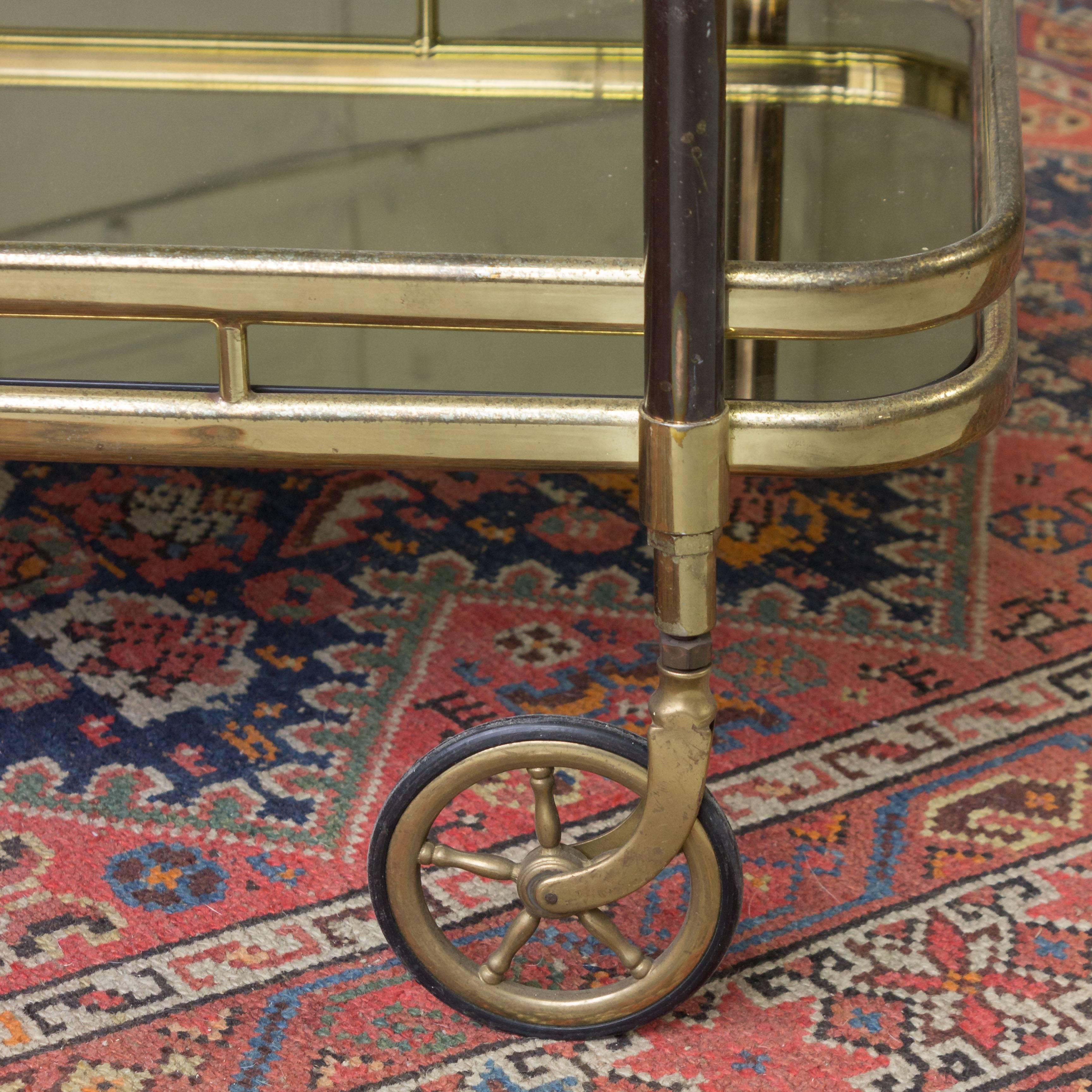 French Brass Bar Cart with Glass Shelves (Neoklassisch)