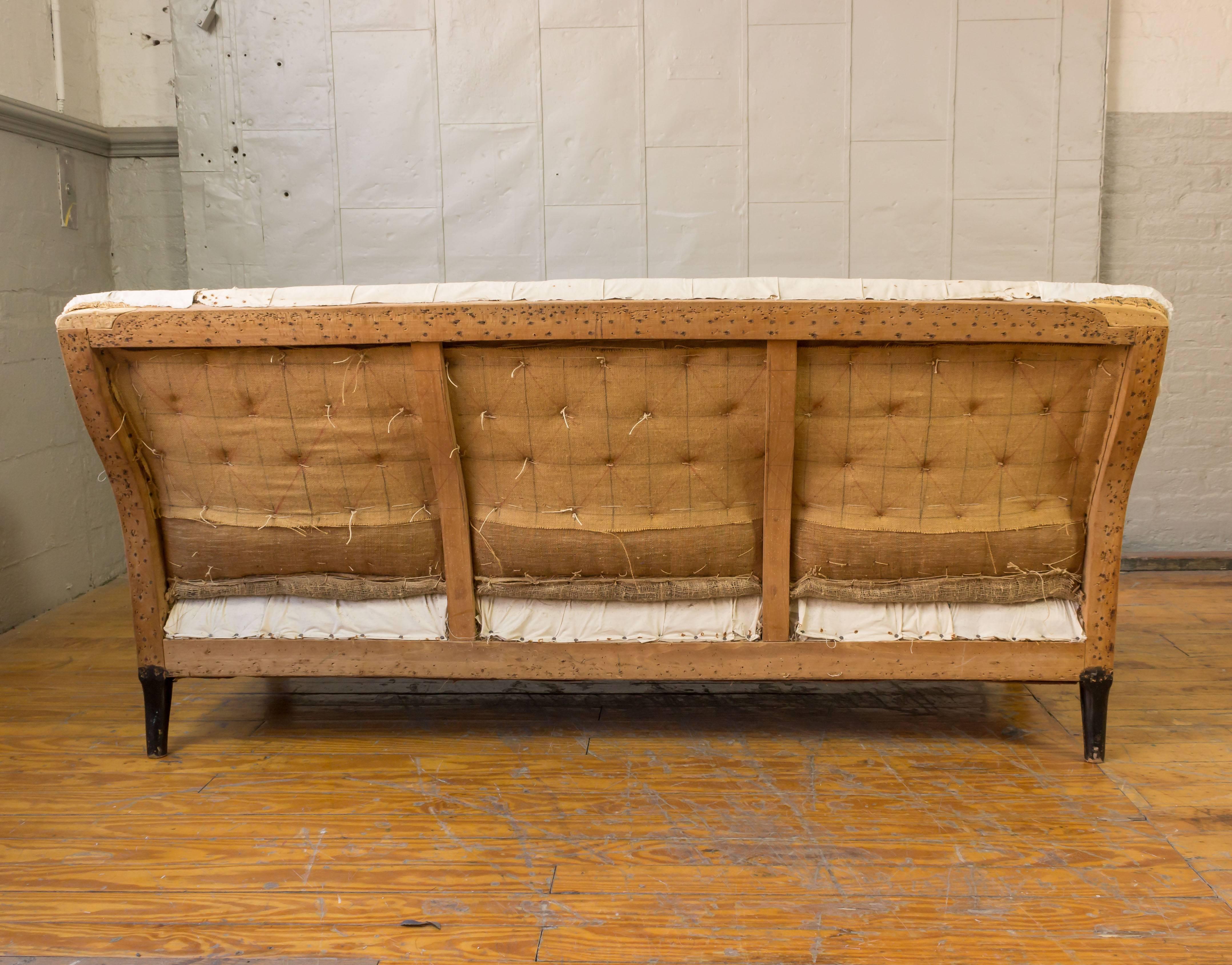 19th Century French Tufted Sofa In Good Condition In Buchanan, NY