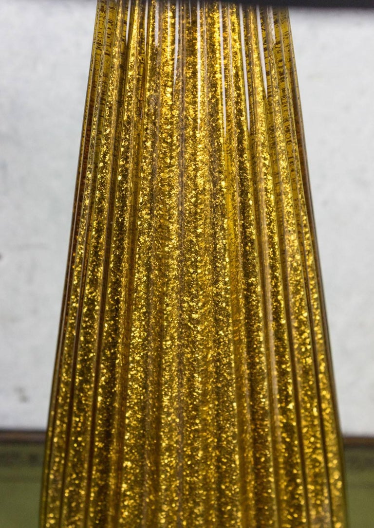 Tall Gold Italian Murano Glass Lamp In Good Condition For Sale In Buchanan, NY