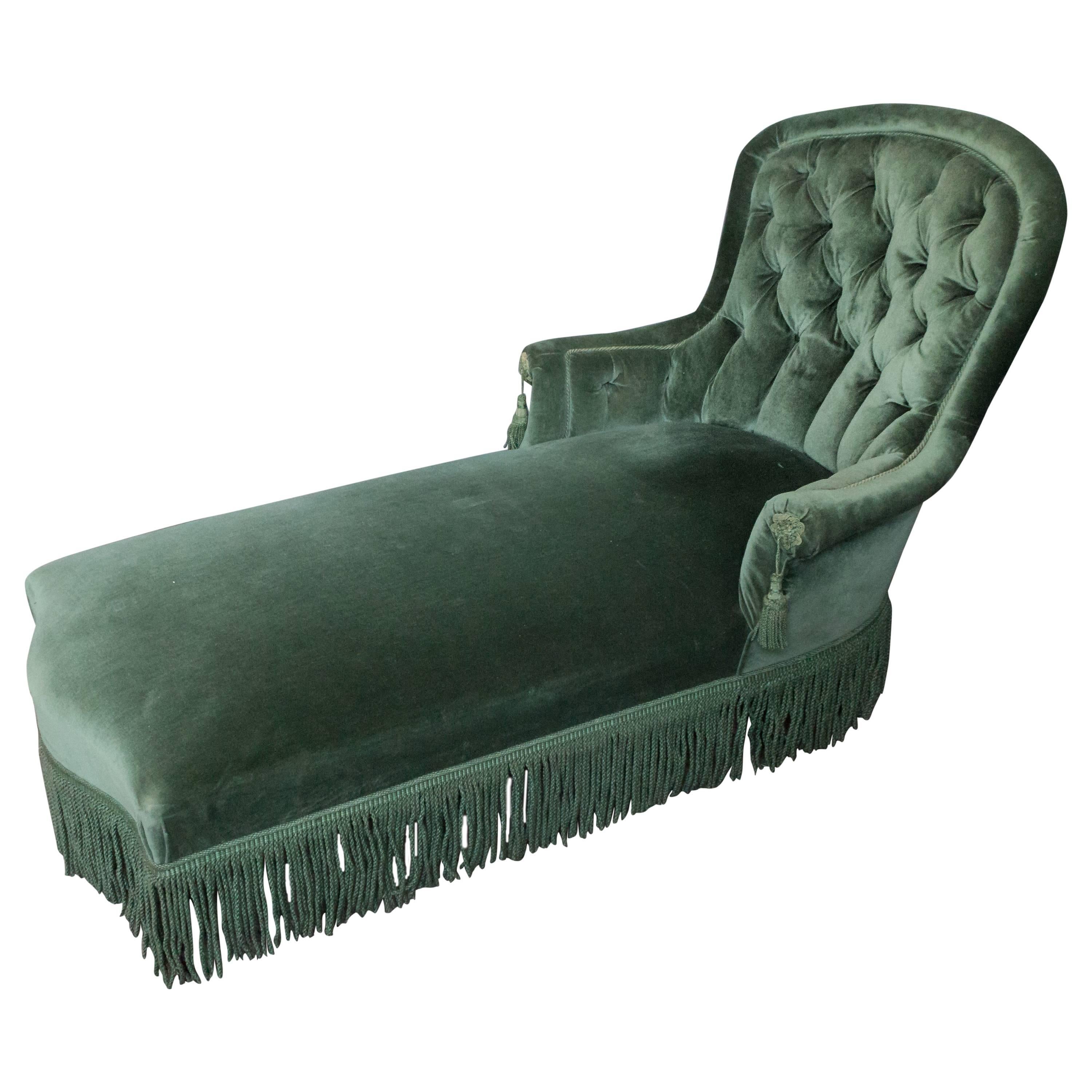 French Napoleon III Period Green Velvet Chaise Lounge