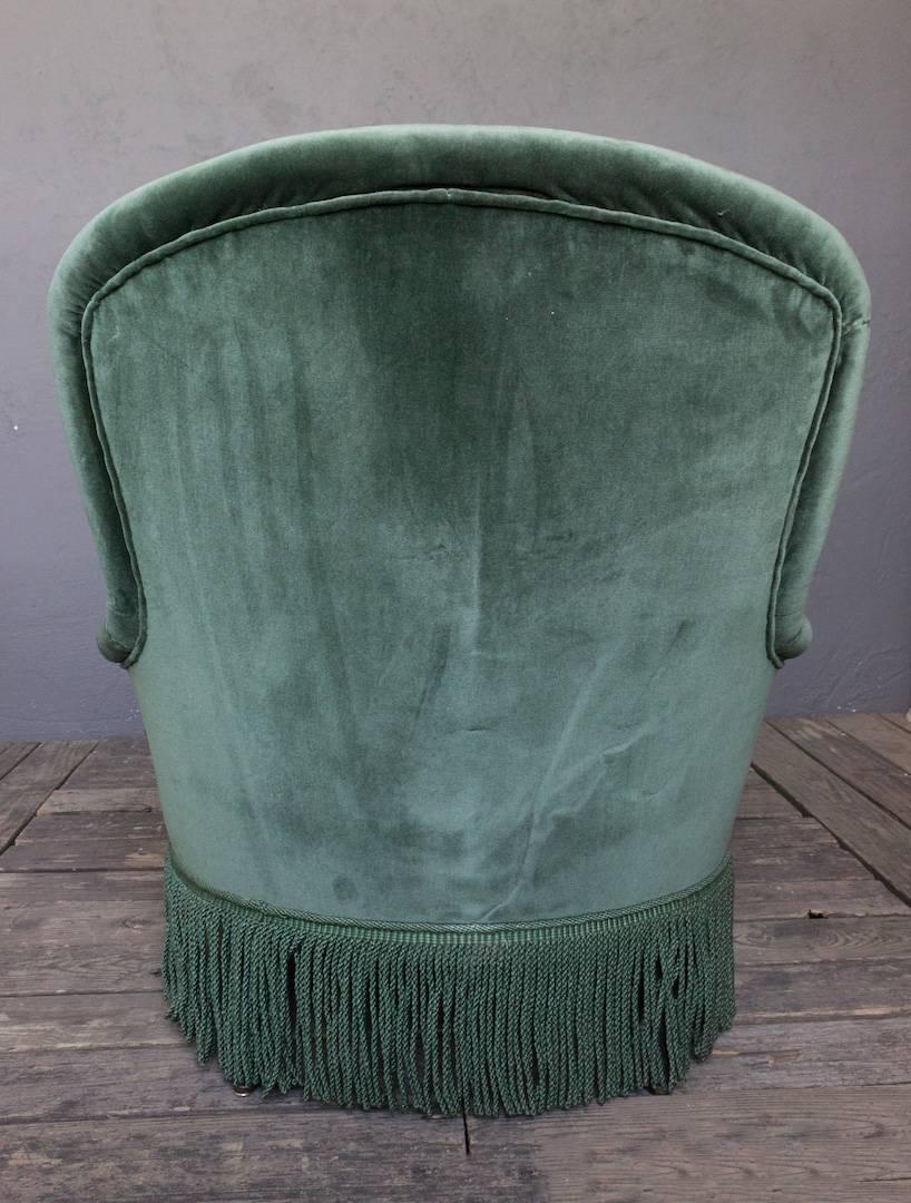 French Napoleon III Period Green Velvet Chaise Lounge In Good Condition In Buchanan, NY
