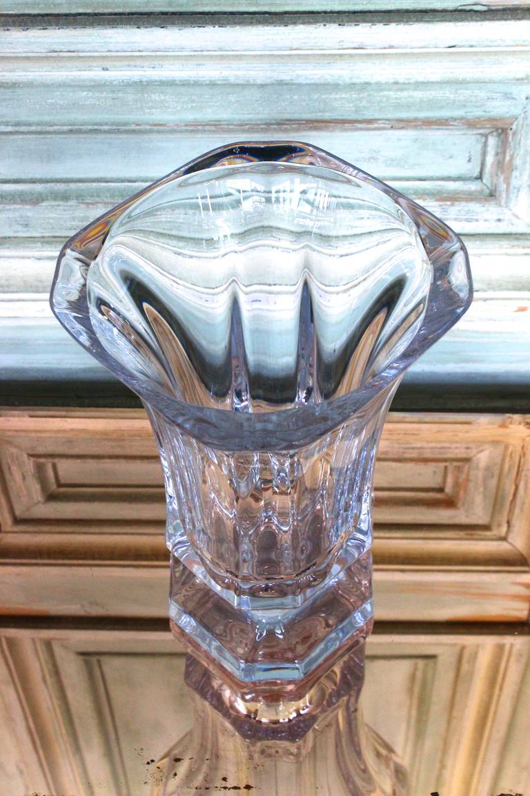 Midcentury French Crystal Glass Vase In Excellent Condition In Buchanan, NY