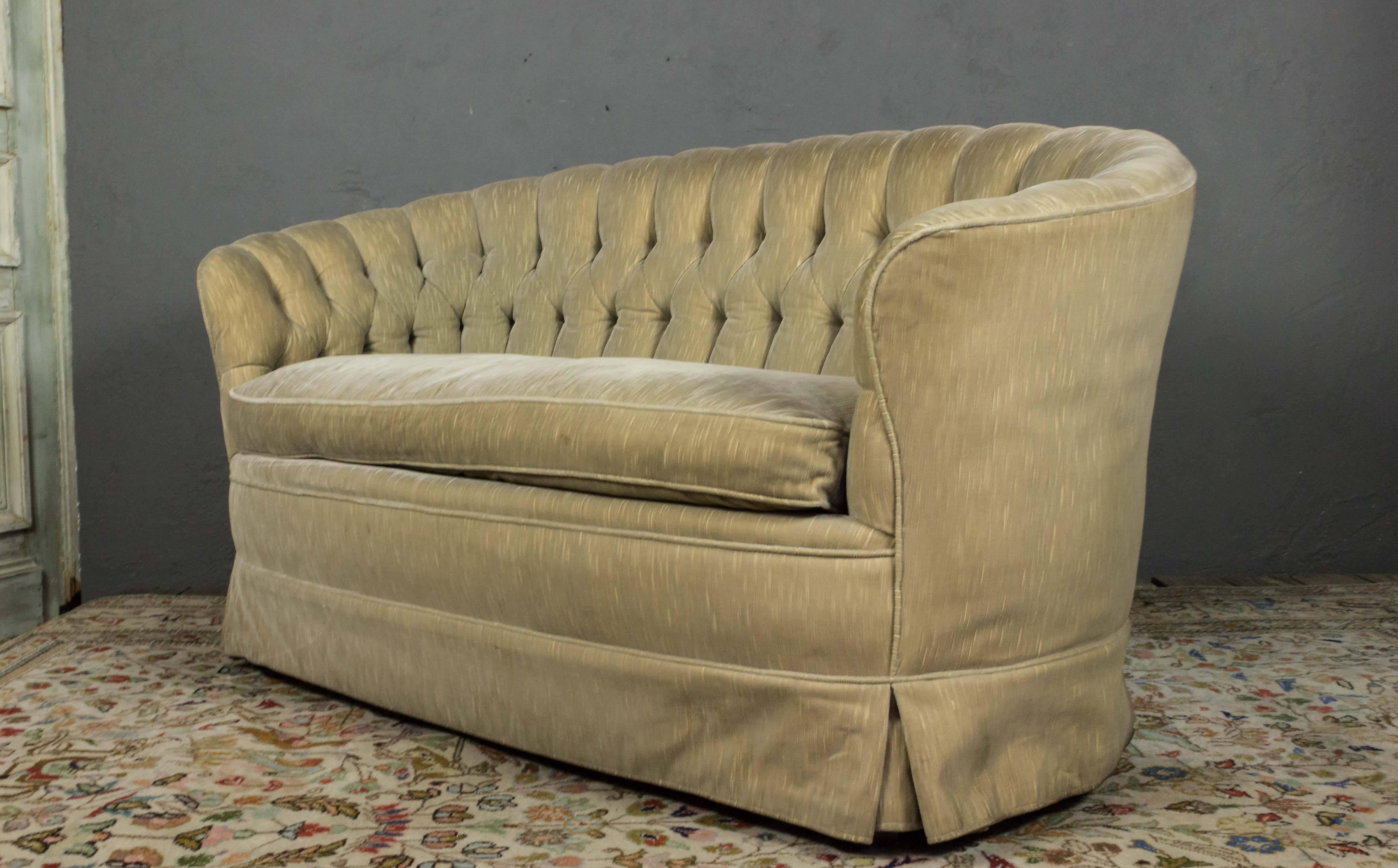 Small Mid Century Tufted Sofa with Loose Seat Cushion 4