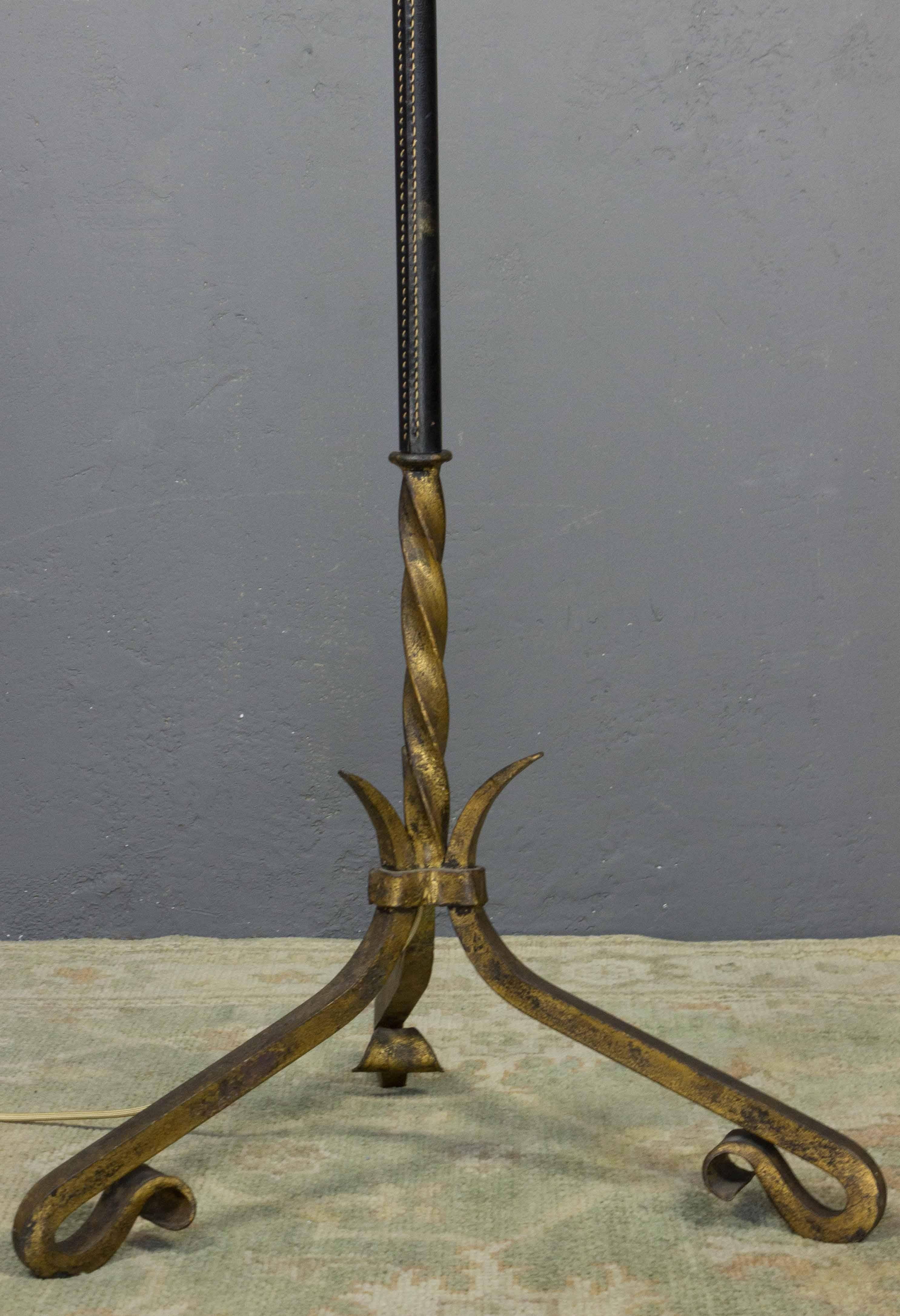 Mid-20th Century Pair of Spanish Gilt Wrought Iron Floor Lamps with Leather Wrapped Stems