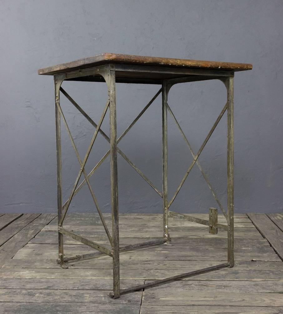Early 20th Century French Industrial Factory Table In Distressed Condition In Buchanan, NY
