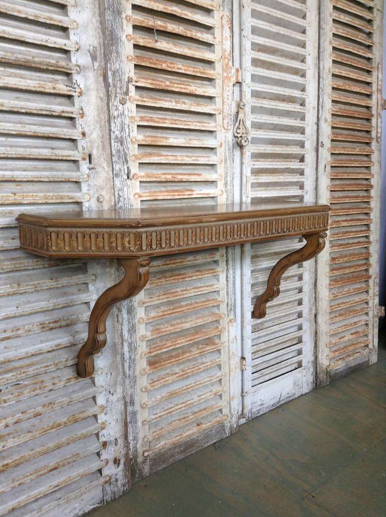 Carved Wood Console In Good Condition In Buchanan, NY