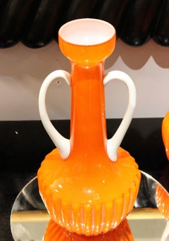 Coppia di vasi in vetro incamiciato italiano Mod 1960