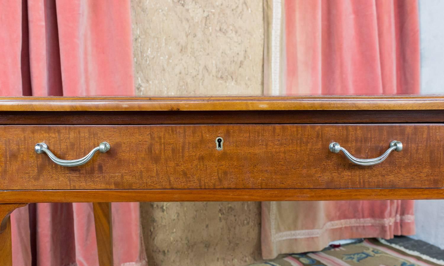 Directoire Vintage Early 20th Century French Mahogany Desk with Aubergine Leather Top For Sale