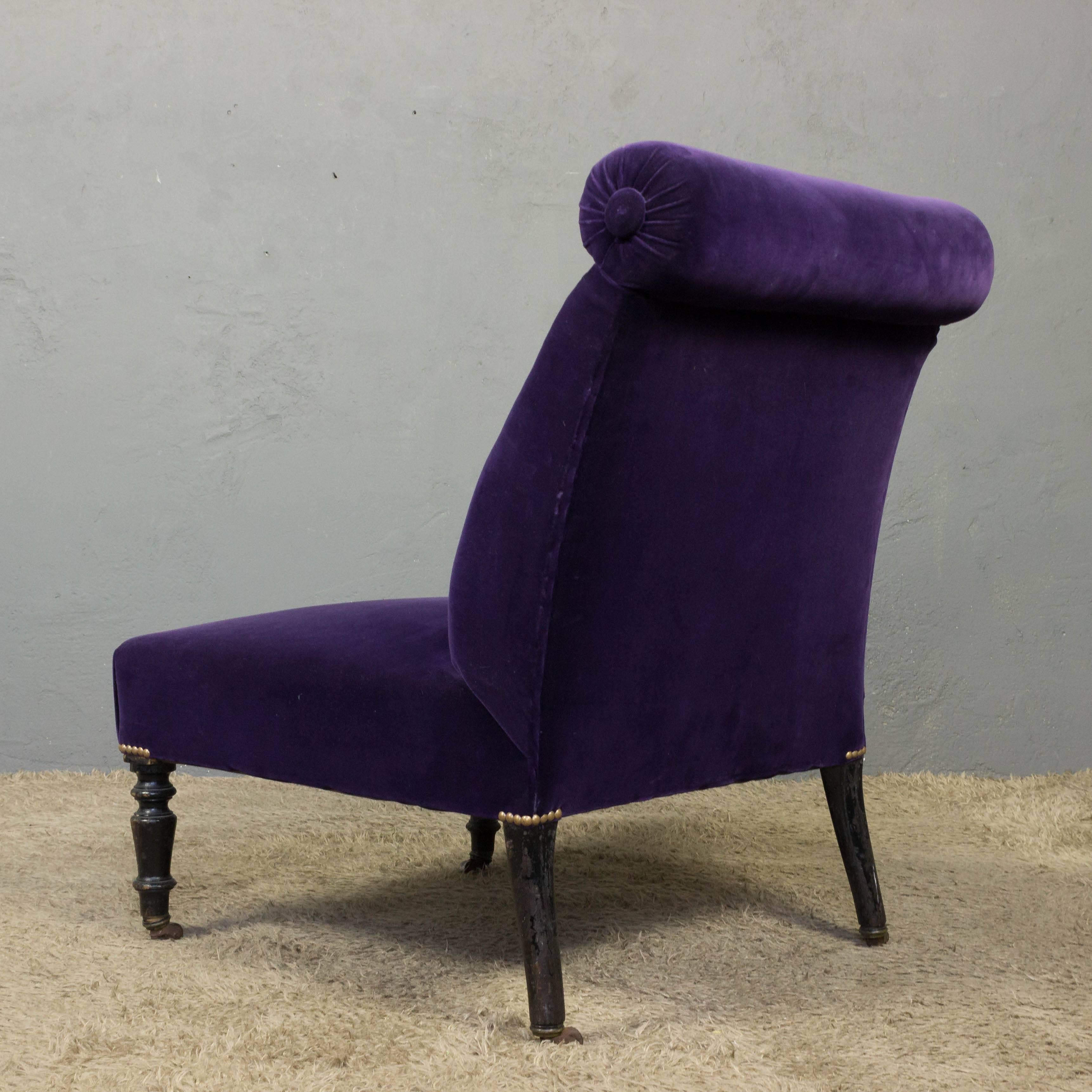 French Napoleon III Slipper Chair in Purple Velvet