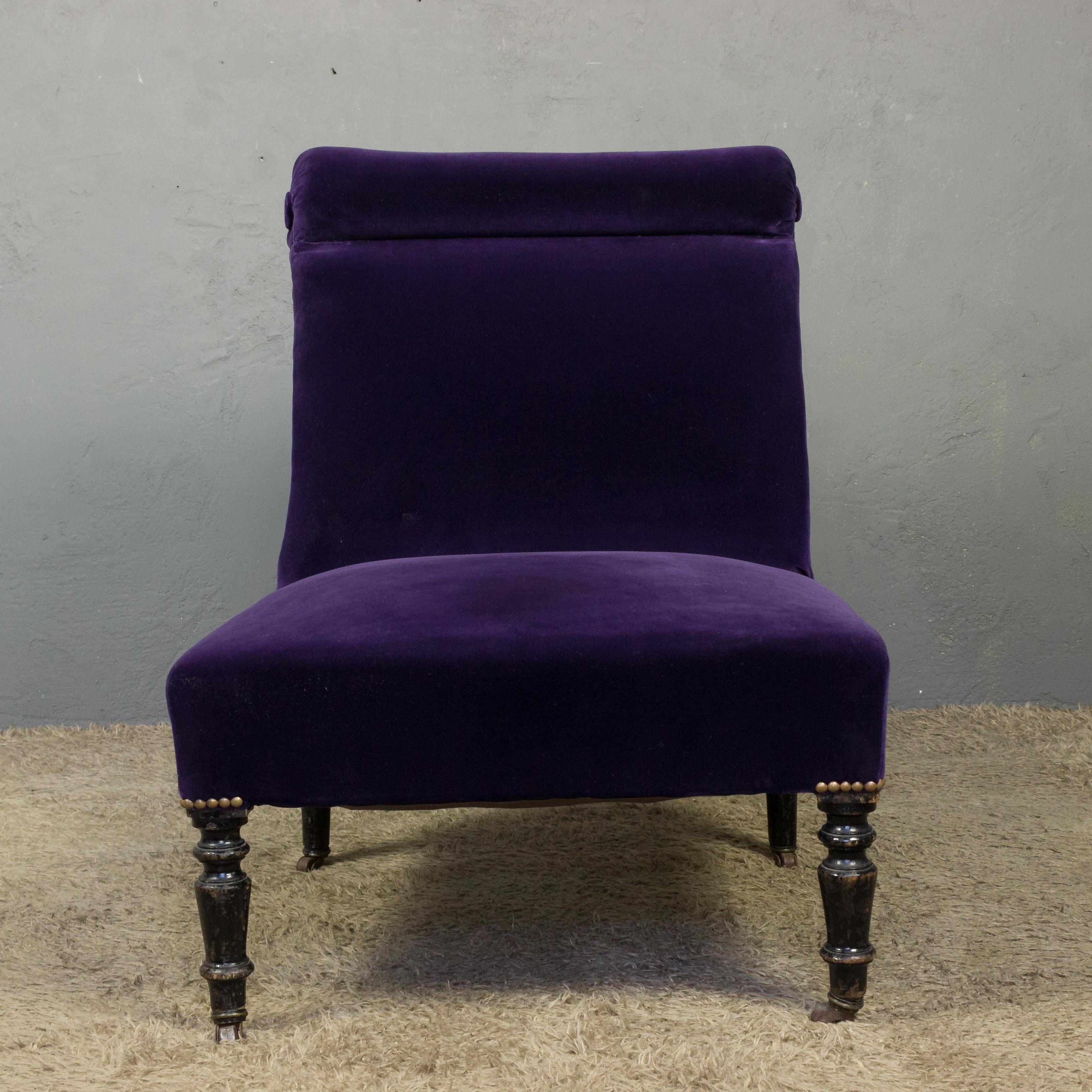 Napoleon III Slipper Chair in Purple Velvet 2