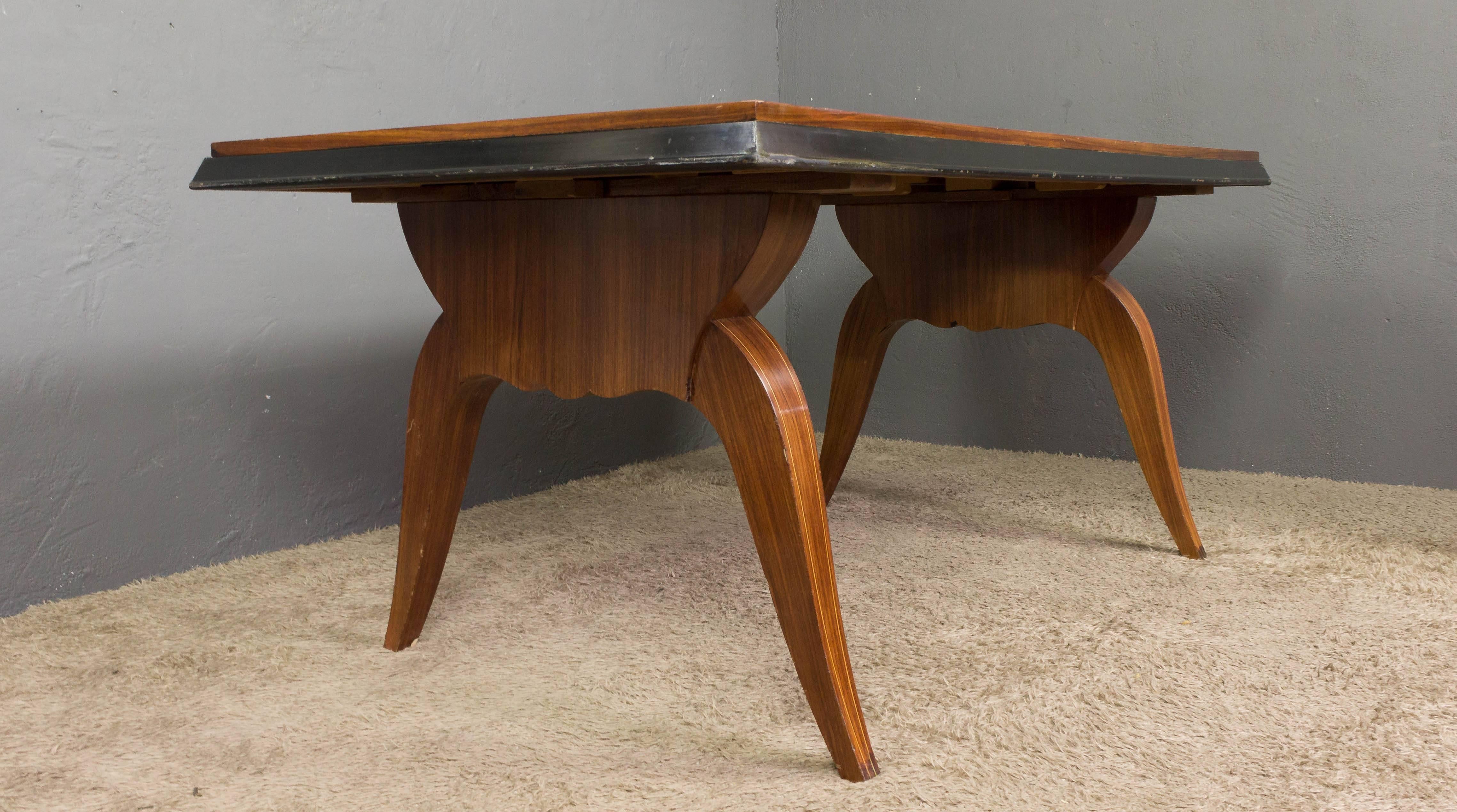 Mid-20th Century French 1940s Mahogany Veneered Dining Table For Sale