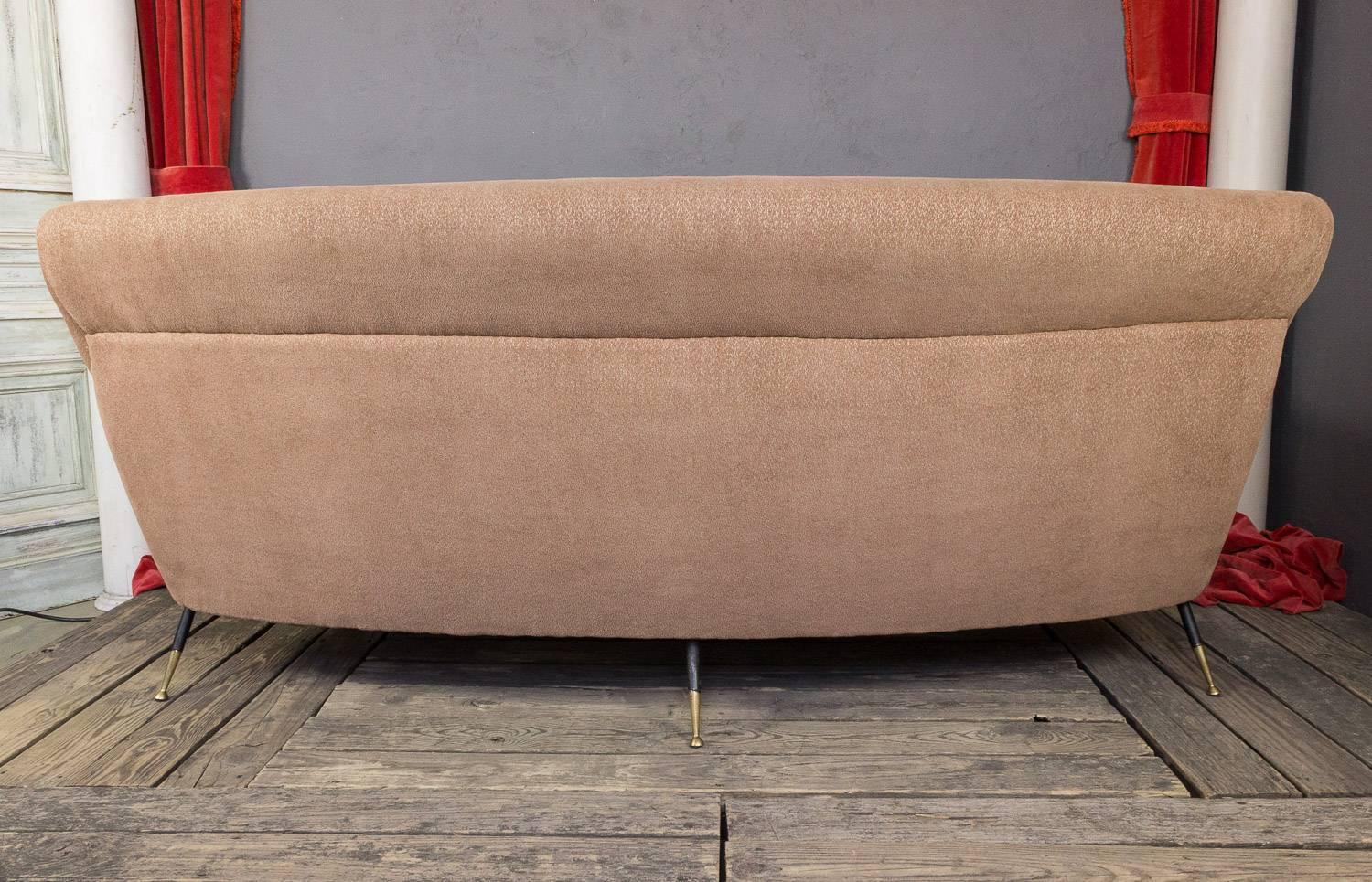 Large Italian Curved Back Sofa, Attributed to Minotti 2