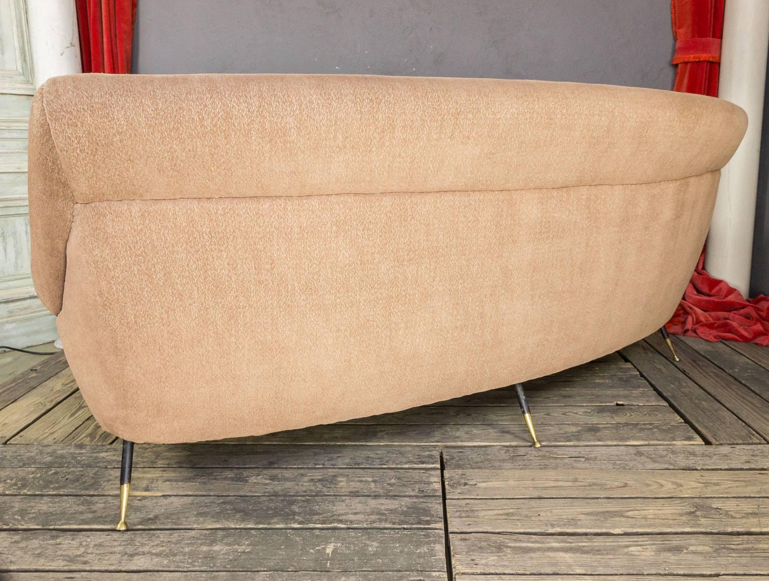 Large Italian Curved Back Sofa, Attributed to Minotti 1