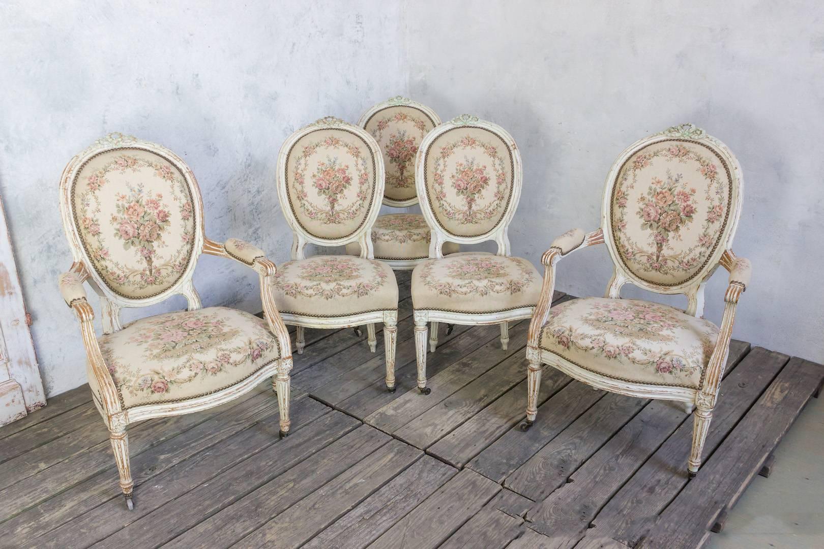 Satz von drei französischen Beistellstühlen im Louis-XVI-Stil des 19. Jahrhunderts im Angebot 11