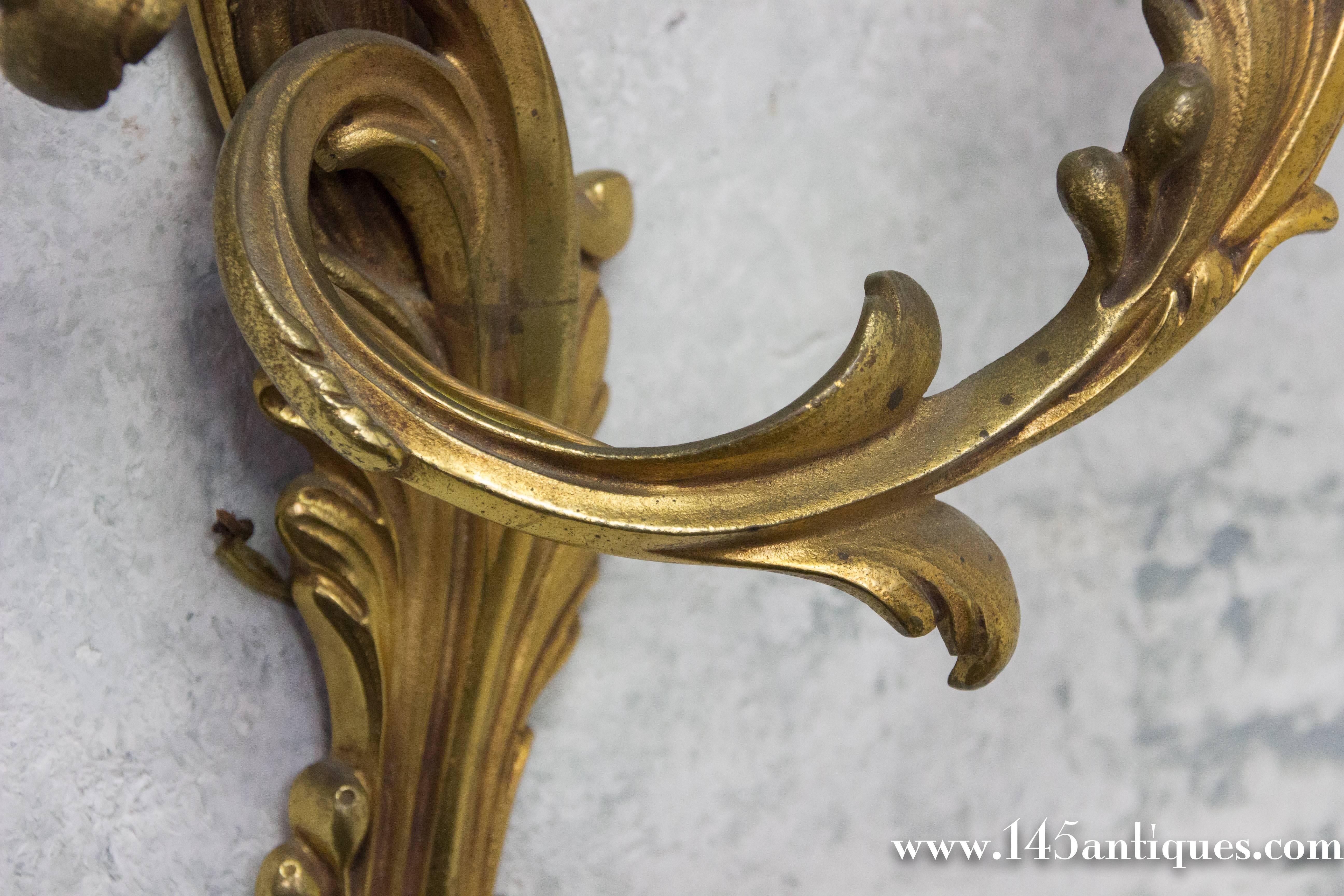 Pair of French 1920s Gilt Louis XV Style Sconces For Sale 1