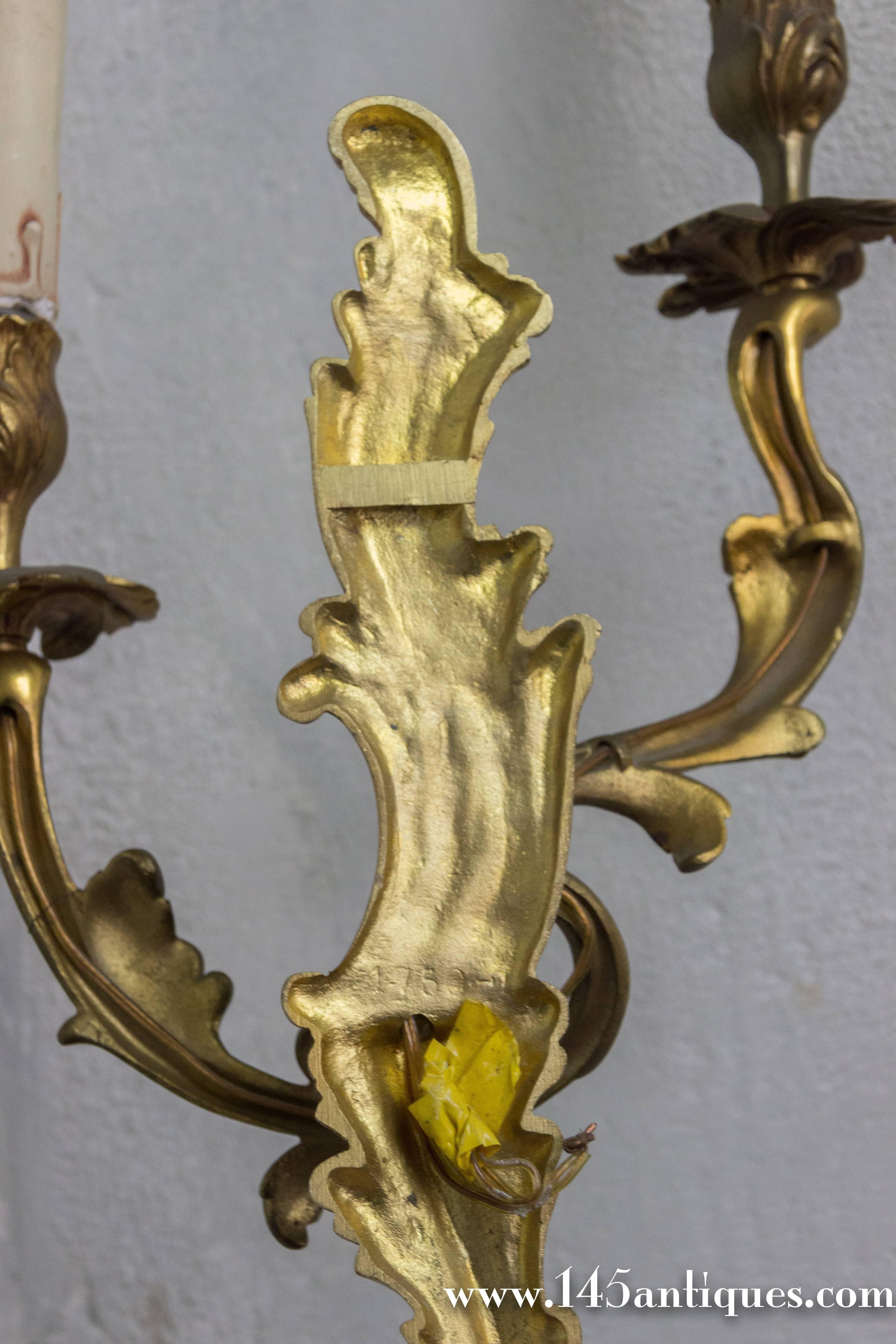 Pair of French 1920s Gilt Louis XV Style Sconces For Sale 2