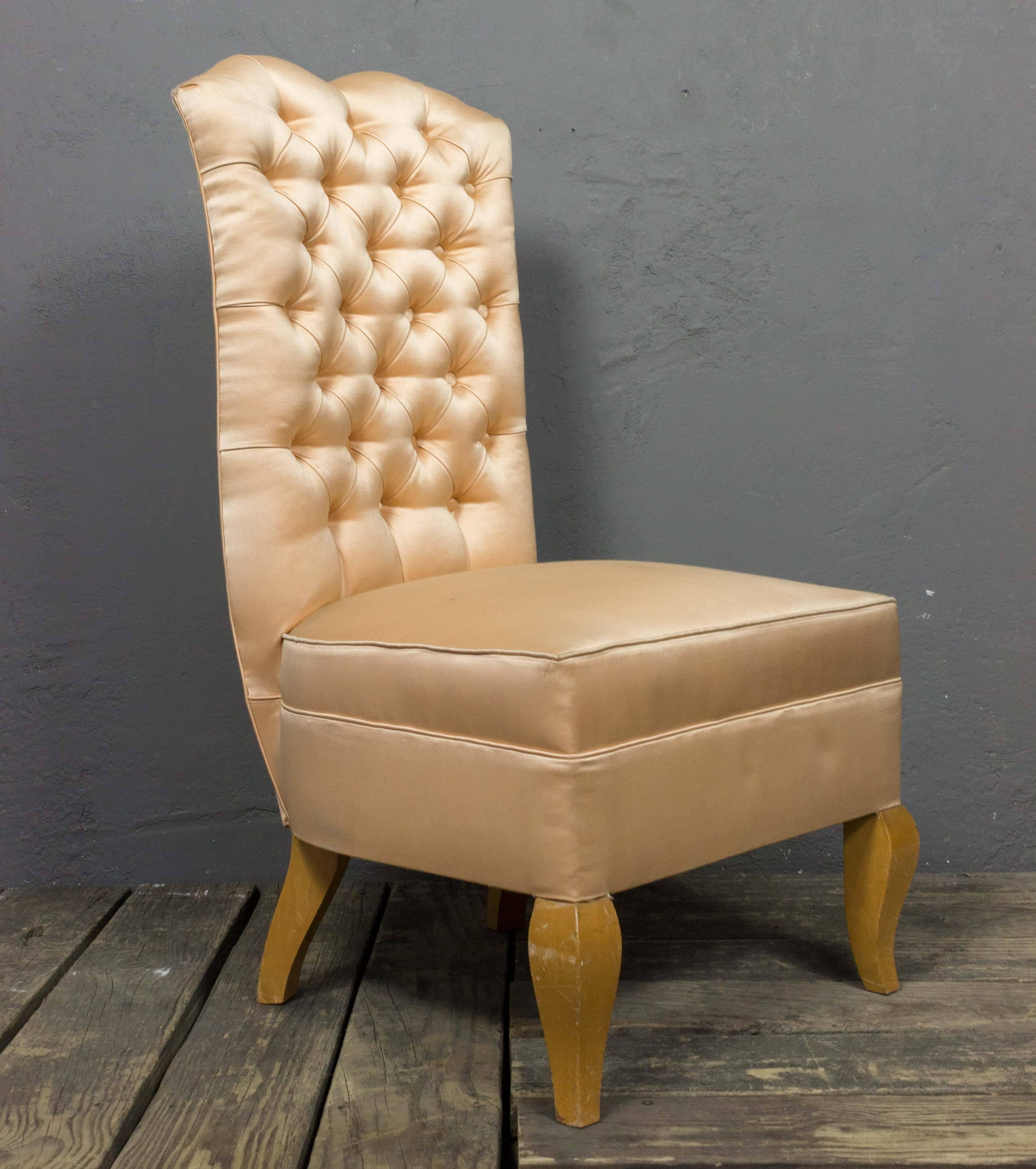 1940s French Tufted Back Slipper Chair In Good Condition For Sale In Buchanan, NY