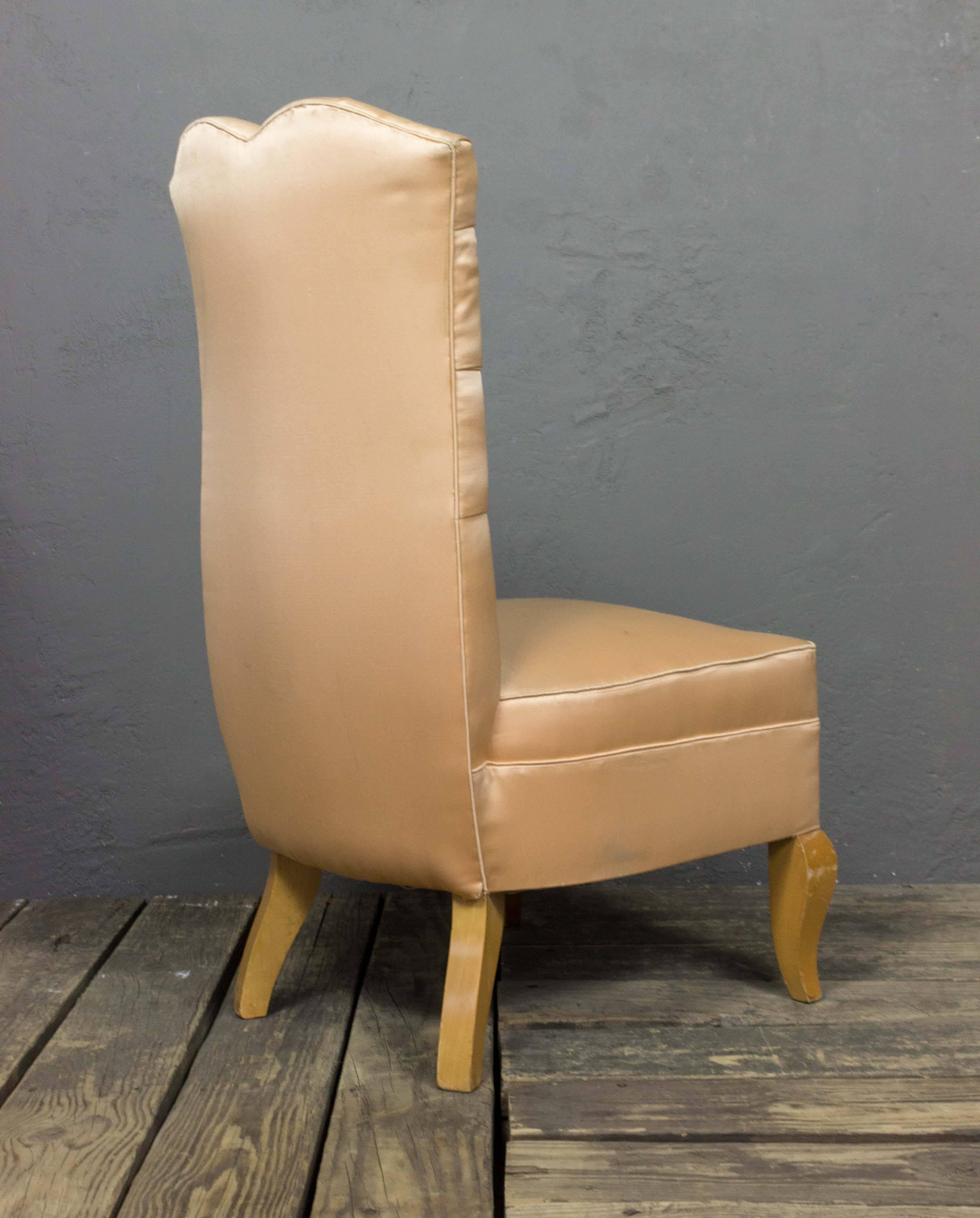 1940s French Tufted Back Slipper Chair For Sale 3