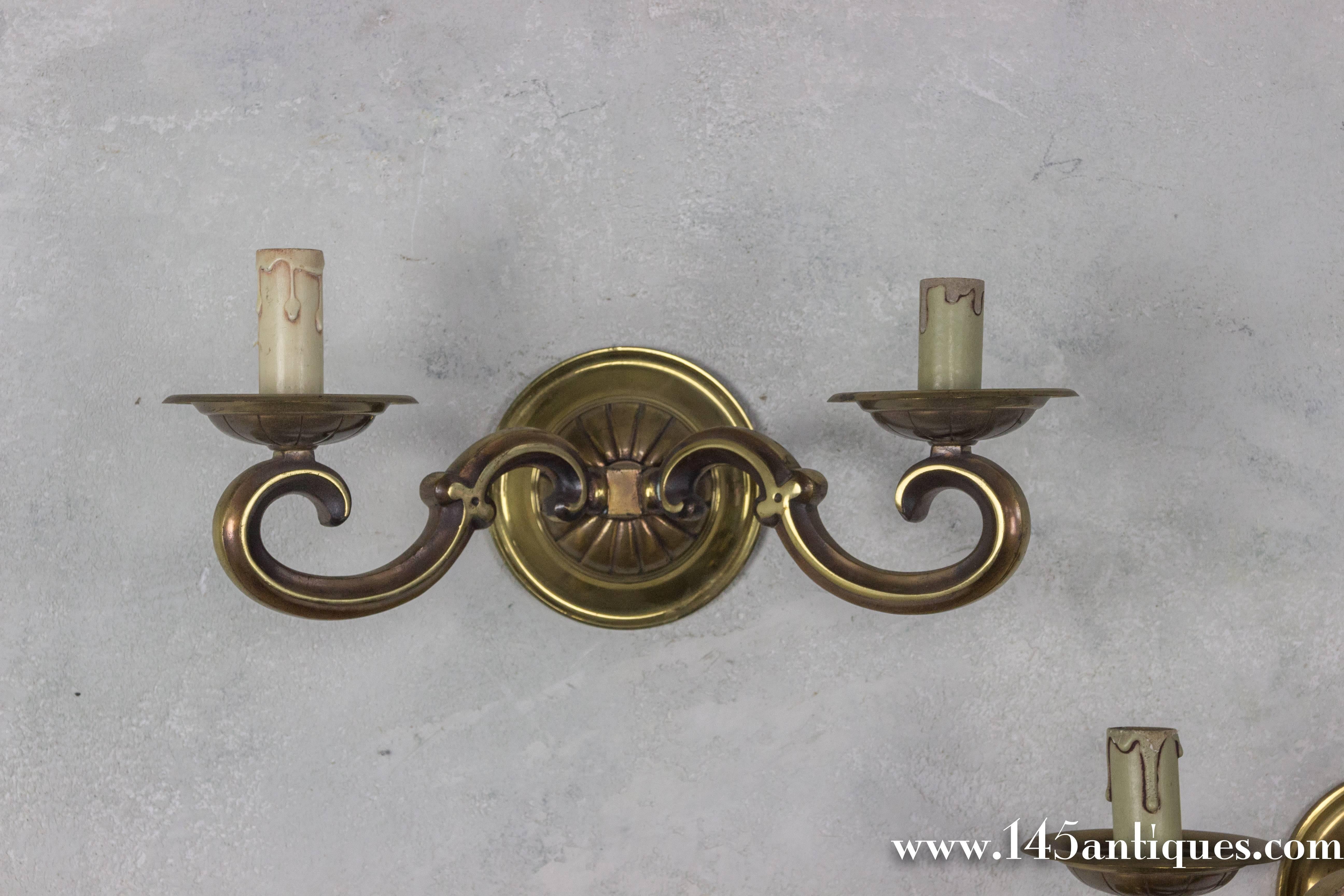 Pair of French 1940s Gilt Bronze Sconces For Sale 2