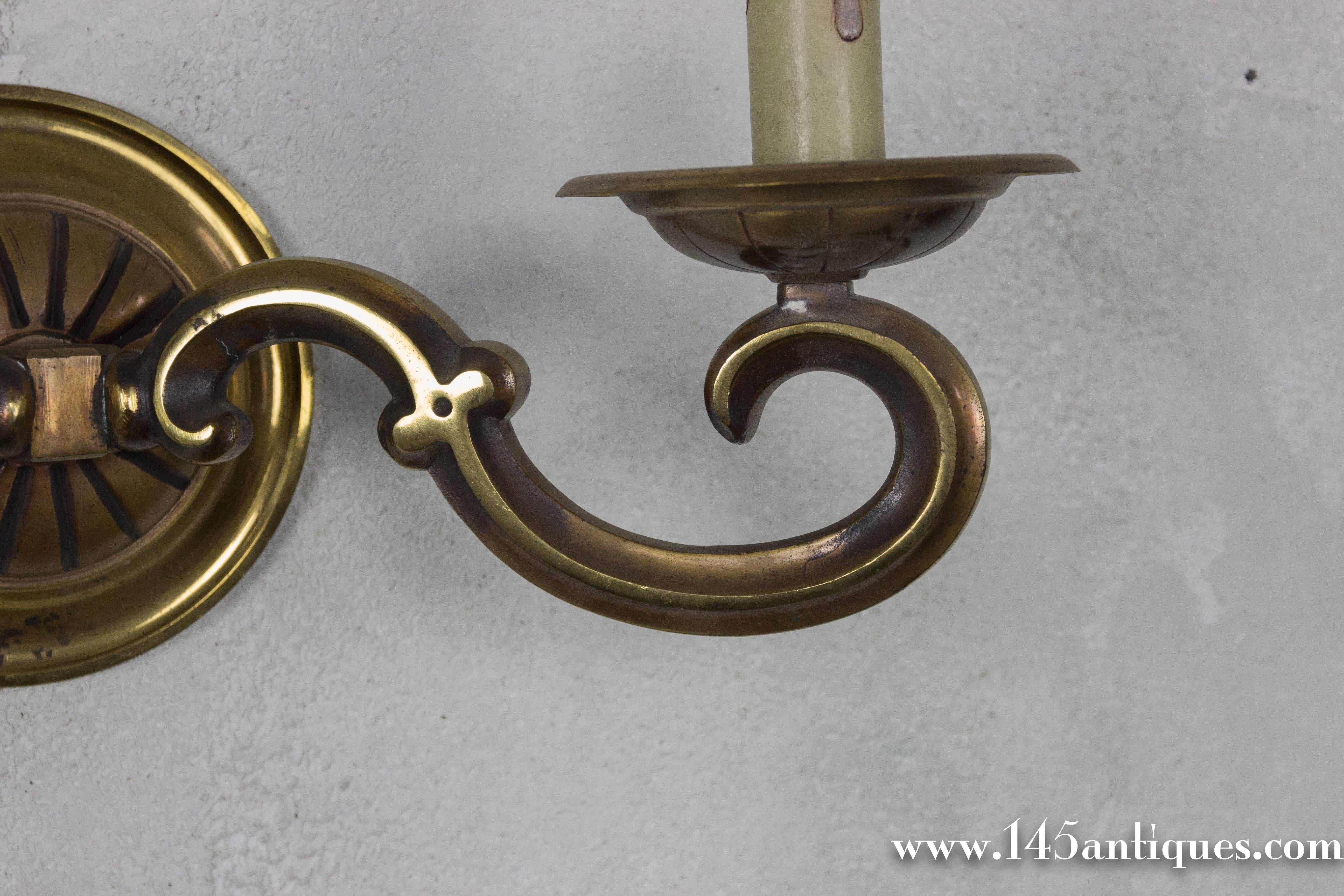 Pair of French 1940s Gilt Bronze Sconces For Sale 6