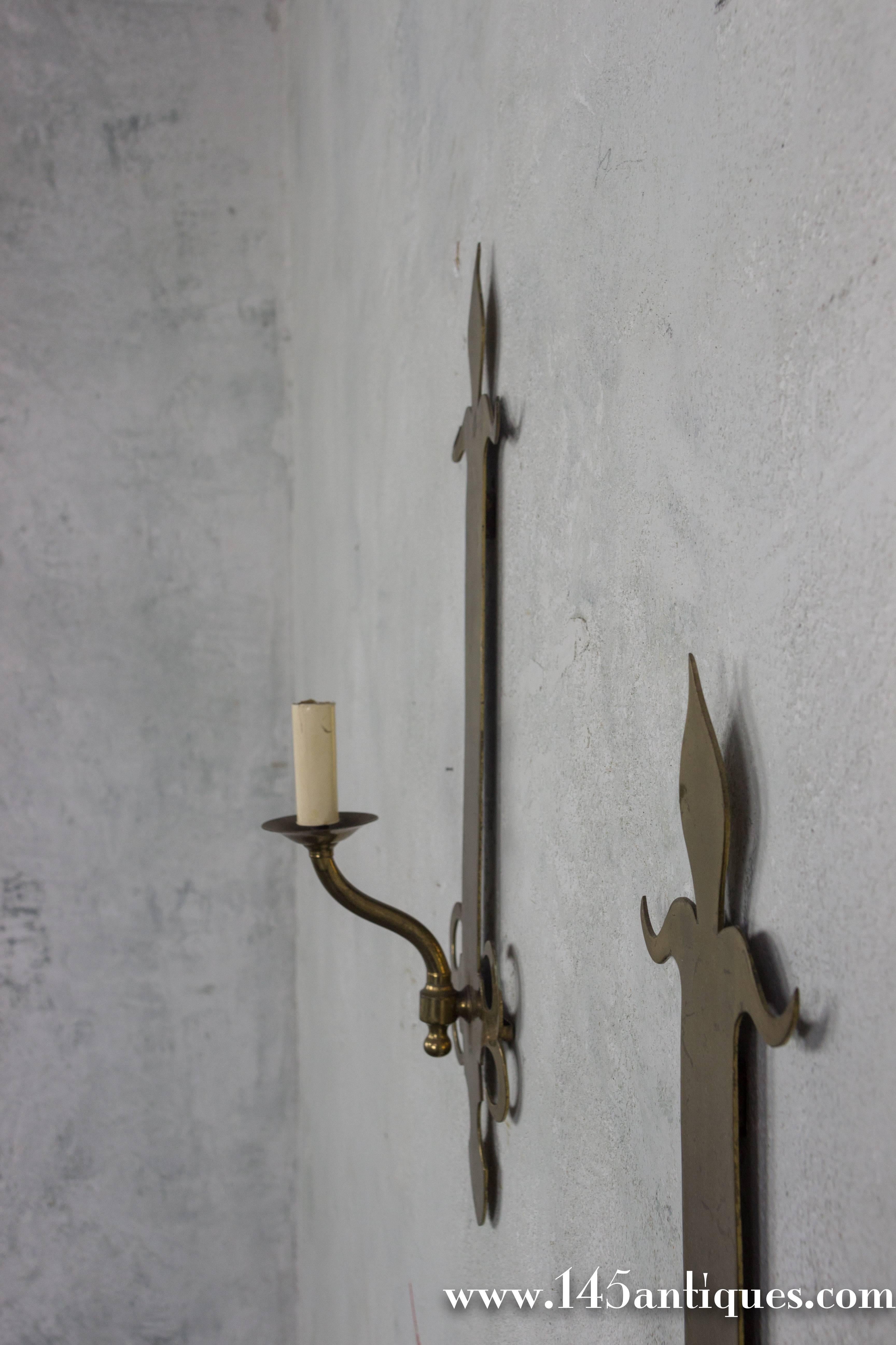 Pair of French 1950s Brass Sconces For Sale 4