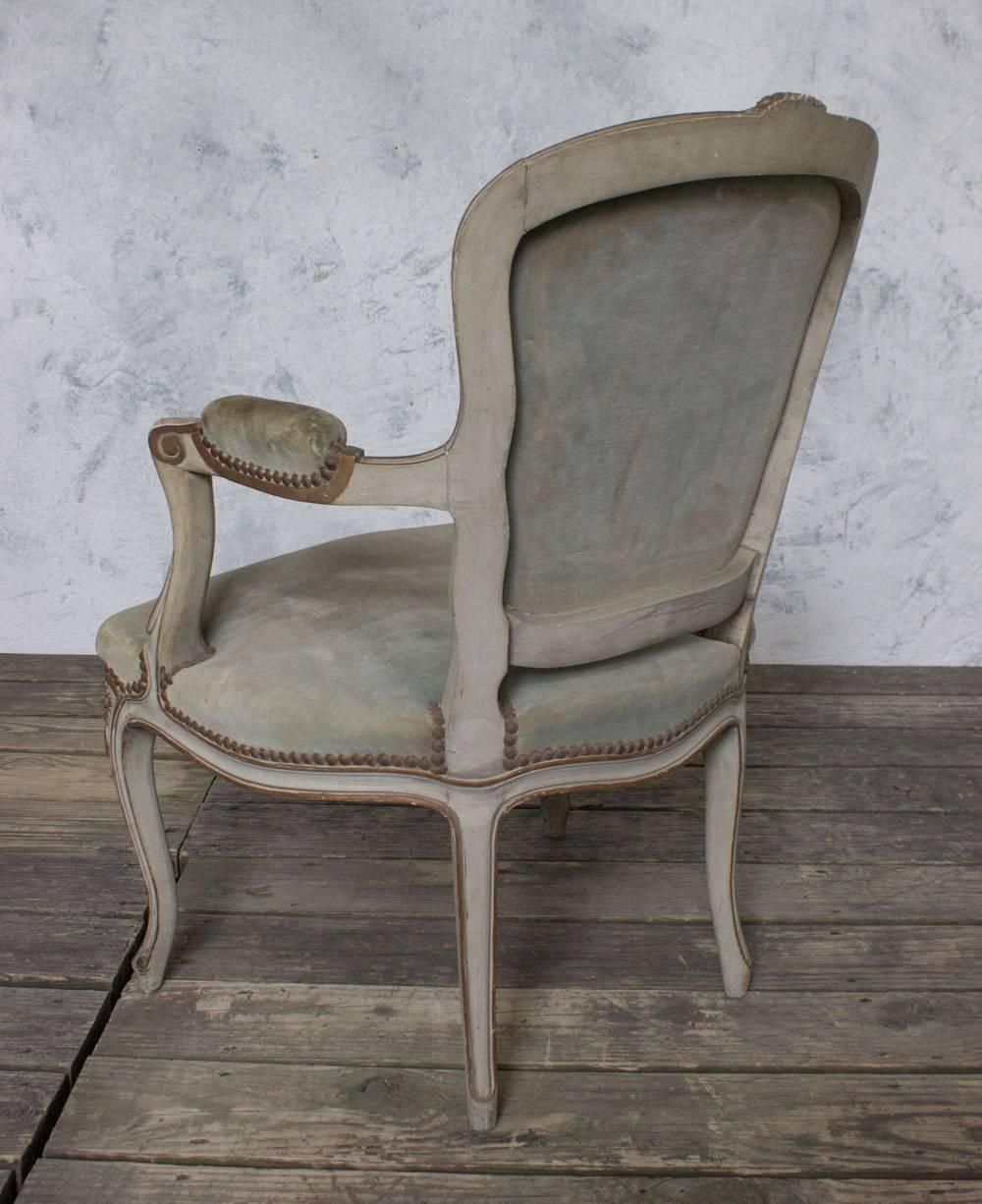 Early 20th Century Pair of French Louis XV Style Armchair
