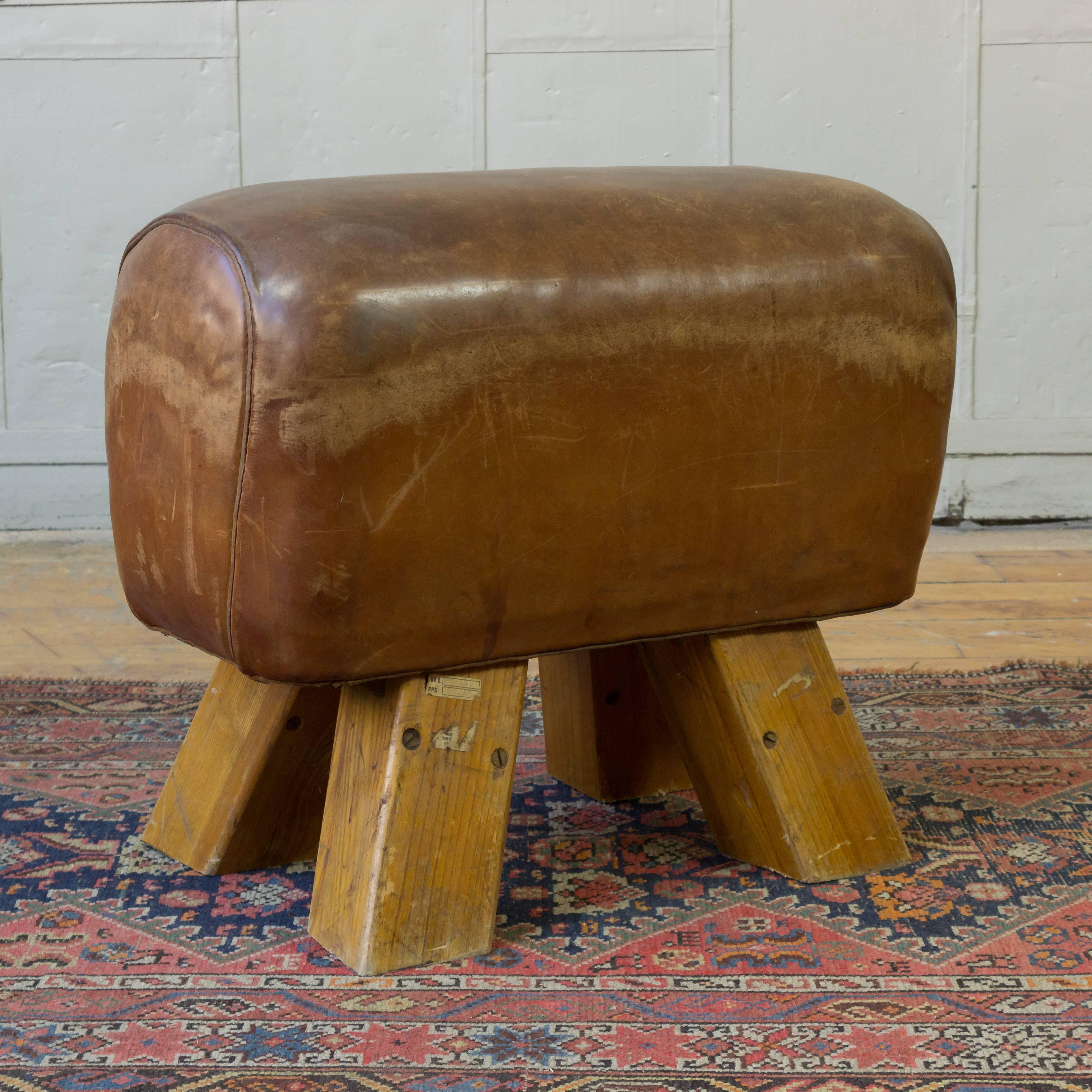Early 20th Century French Leather Bench Seat For Sale 4