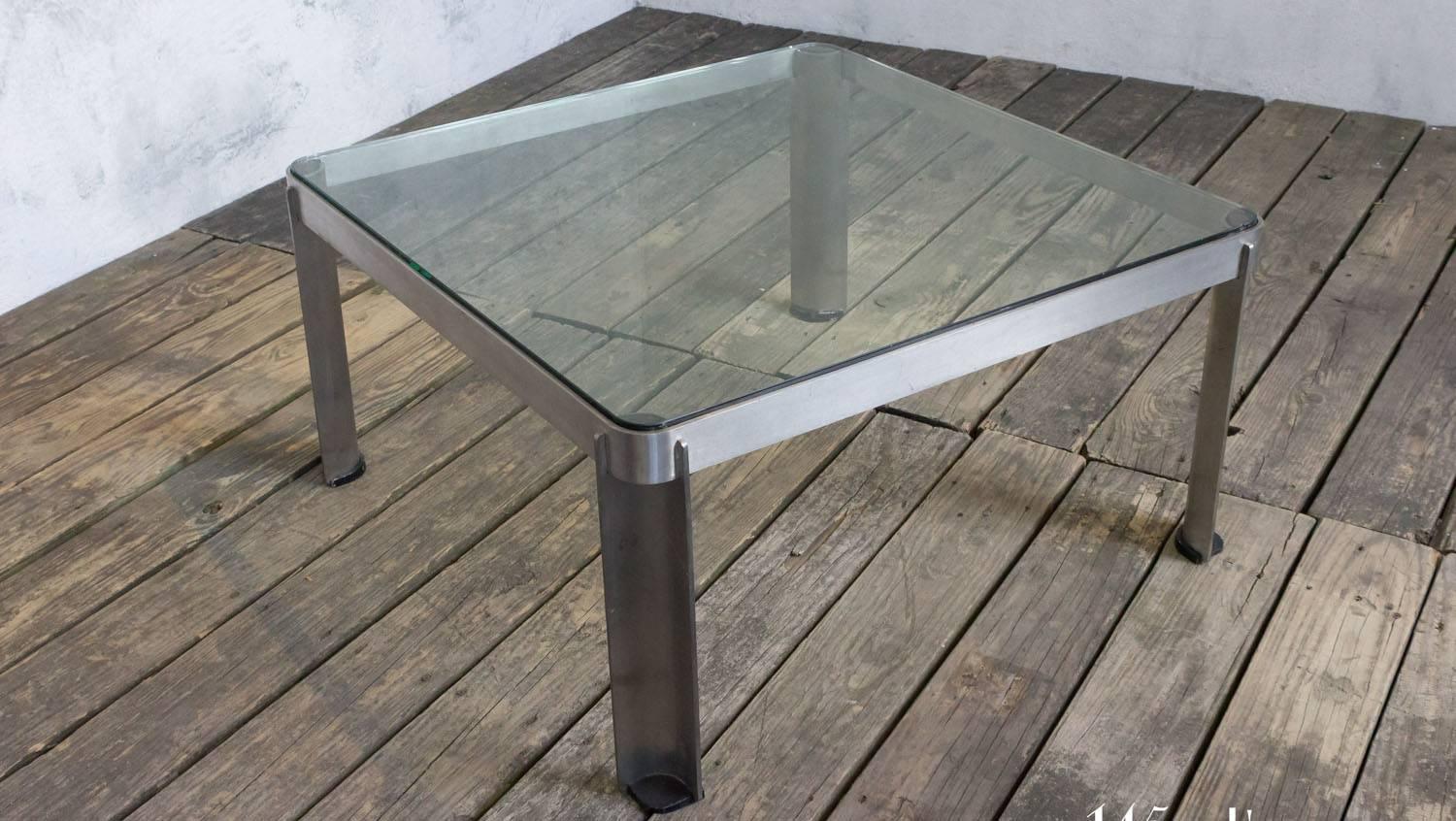 1980s French Aluminium and Glass Coffee Table For Sale 5