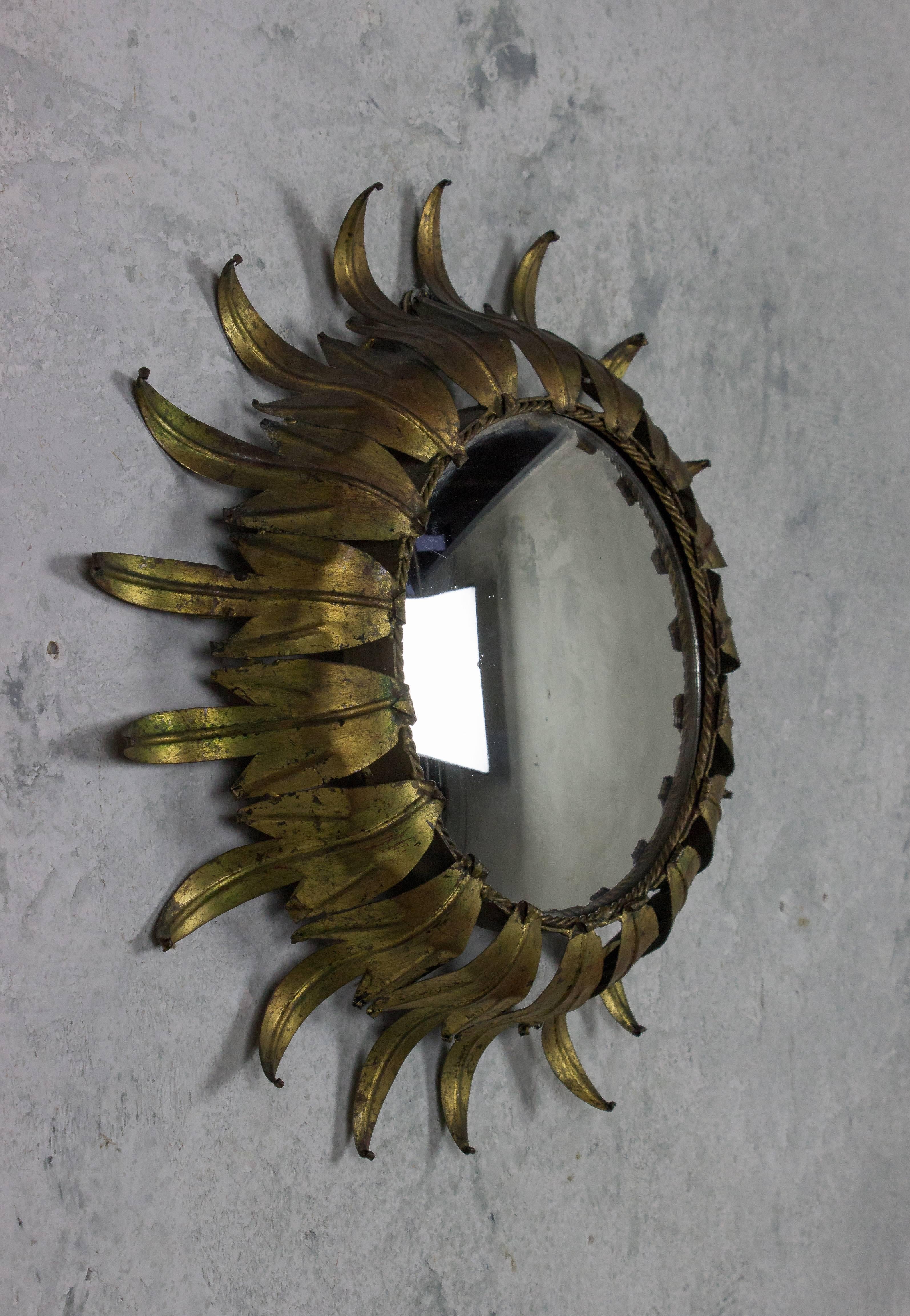 Spanish Sunburst Mirror with Convex Glass In Good Condition In Buchanan, NY