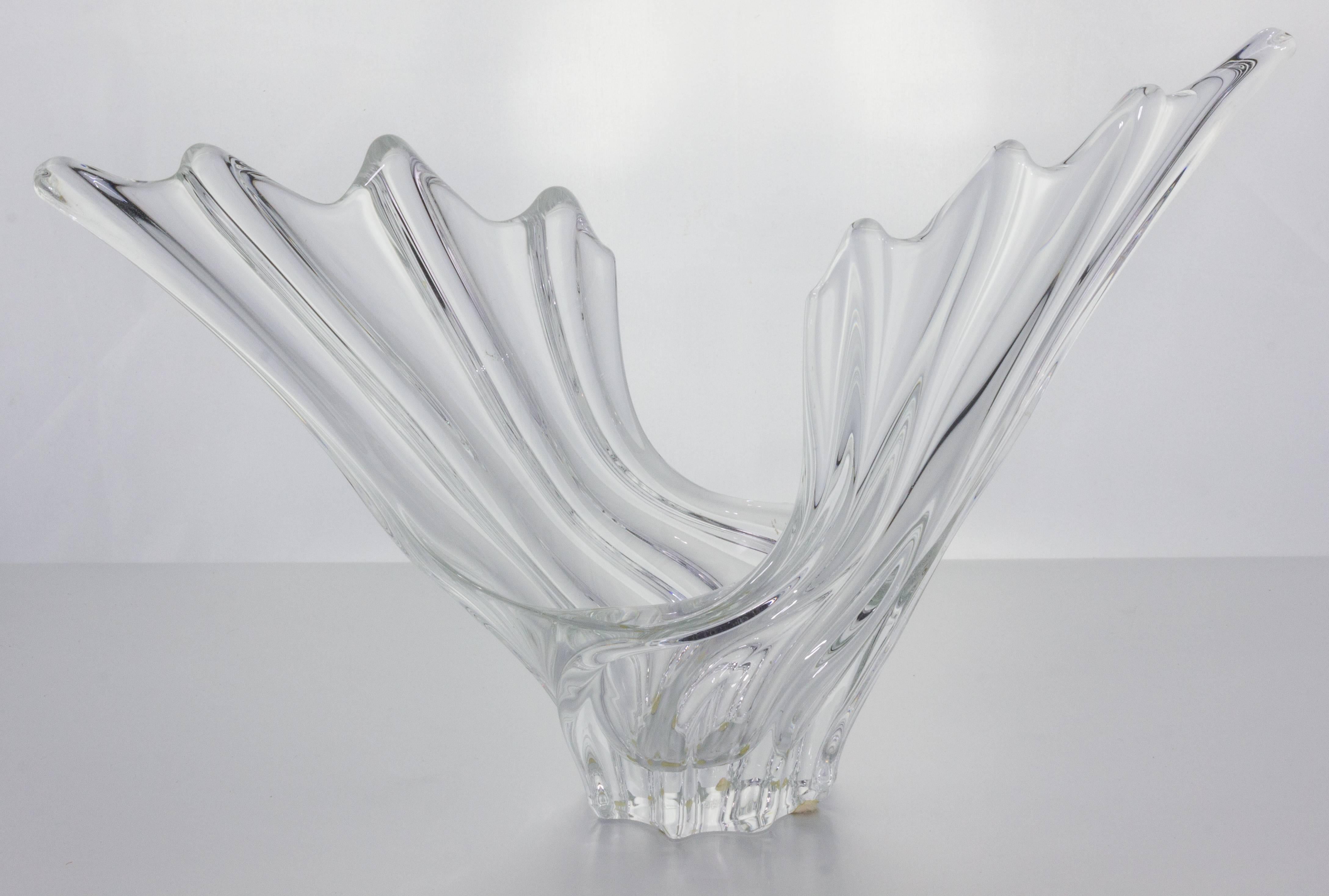 Decorative winged crystal bowl with deep ribbing signed by Art Vannes.
