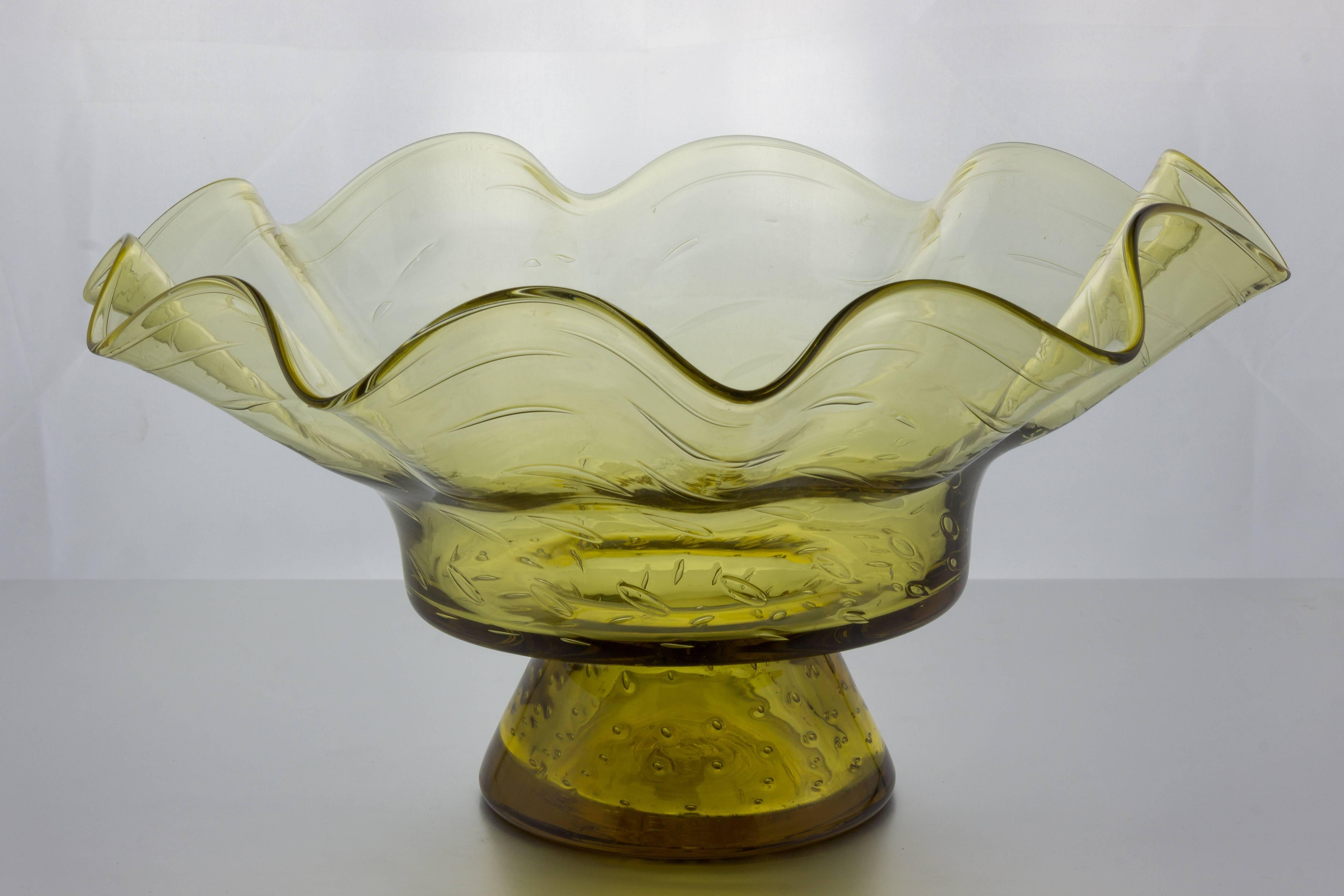 Art Glass Ruffled Shape Blenko Bowl For Sale