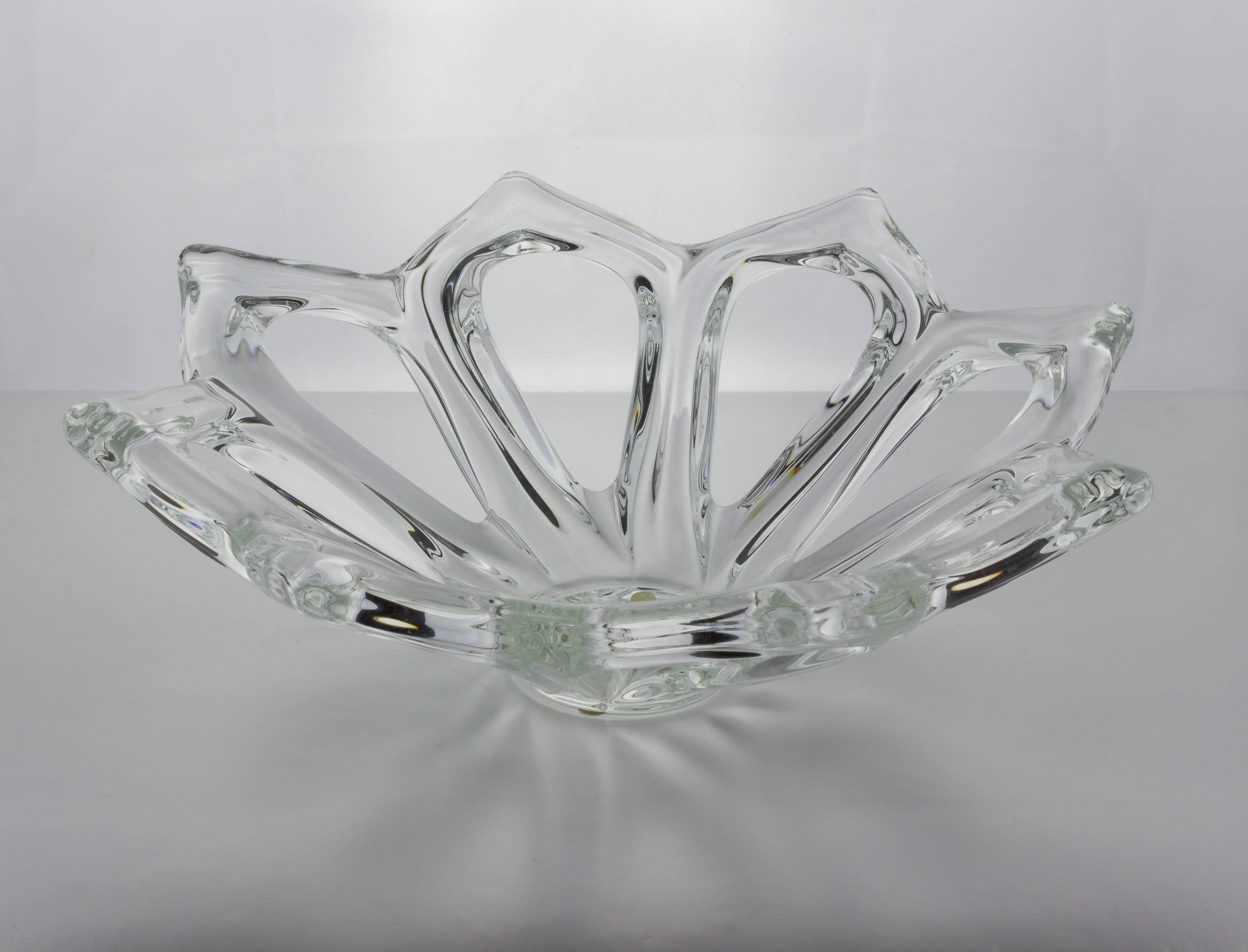 French Vannes 1950s crystal center bowl in open petal design.