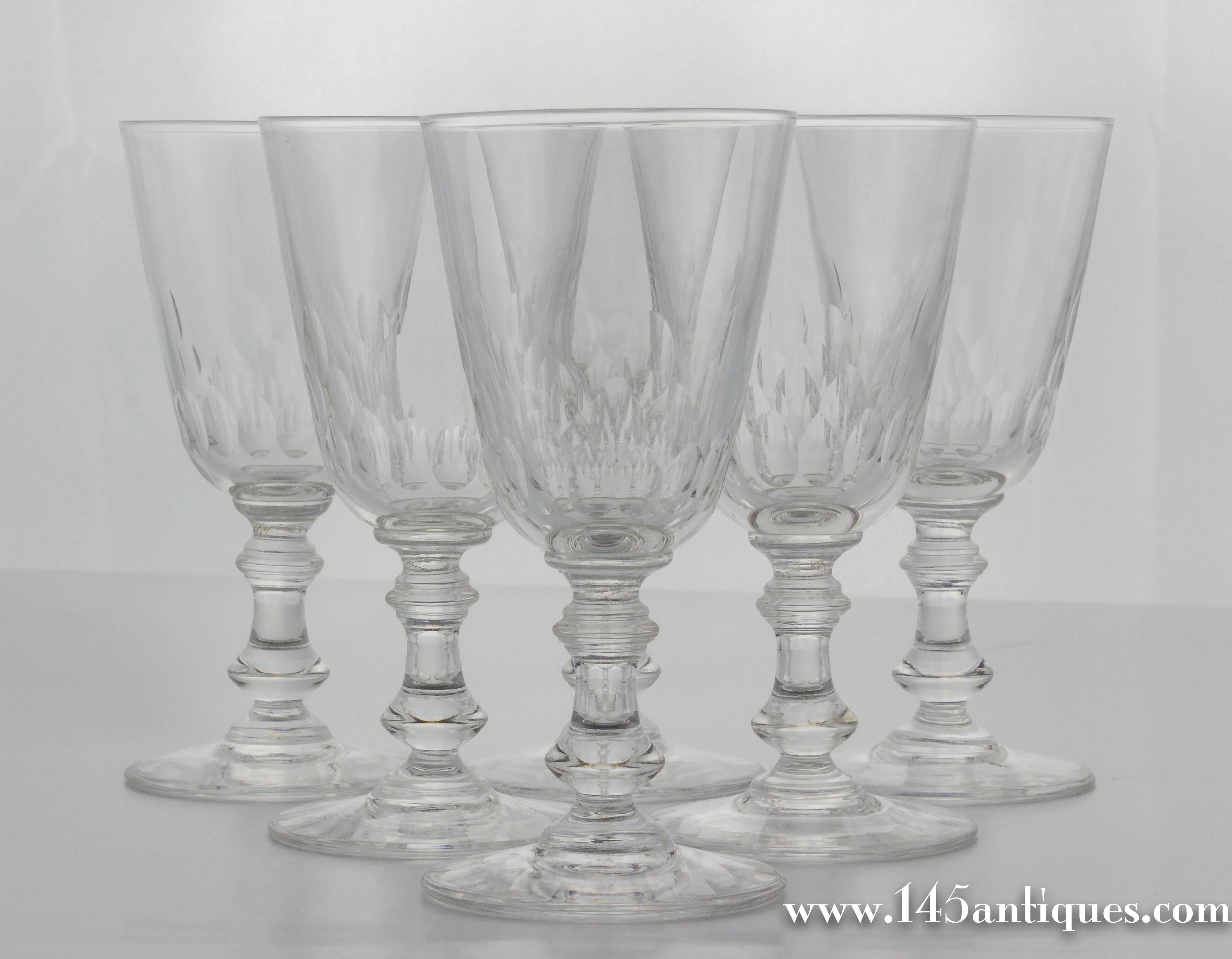 24-piece set of French 1930s crystal glassware.

This set is complete with following glasses:

Six- red wine (6