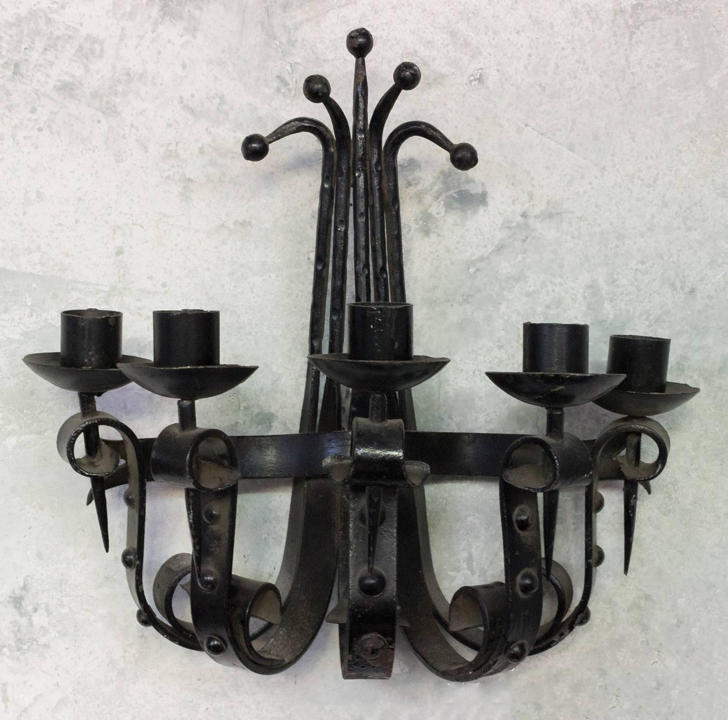 French 1940s Wrought Iron Five-Armed Sconce For Sale 3