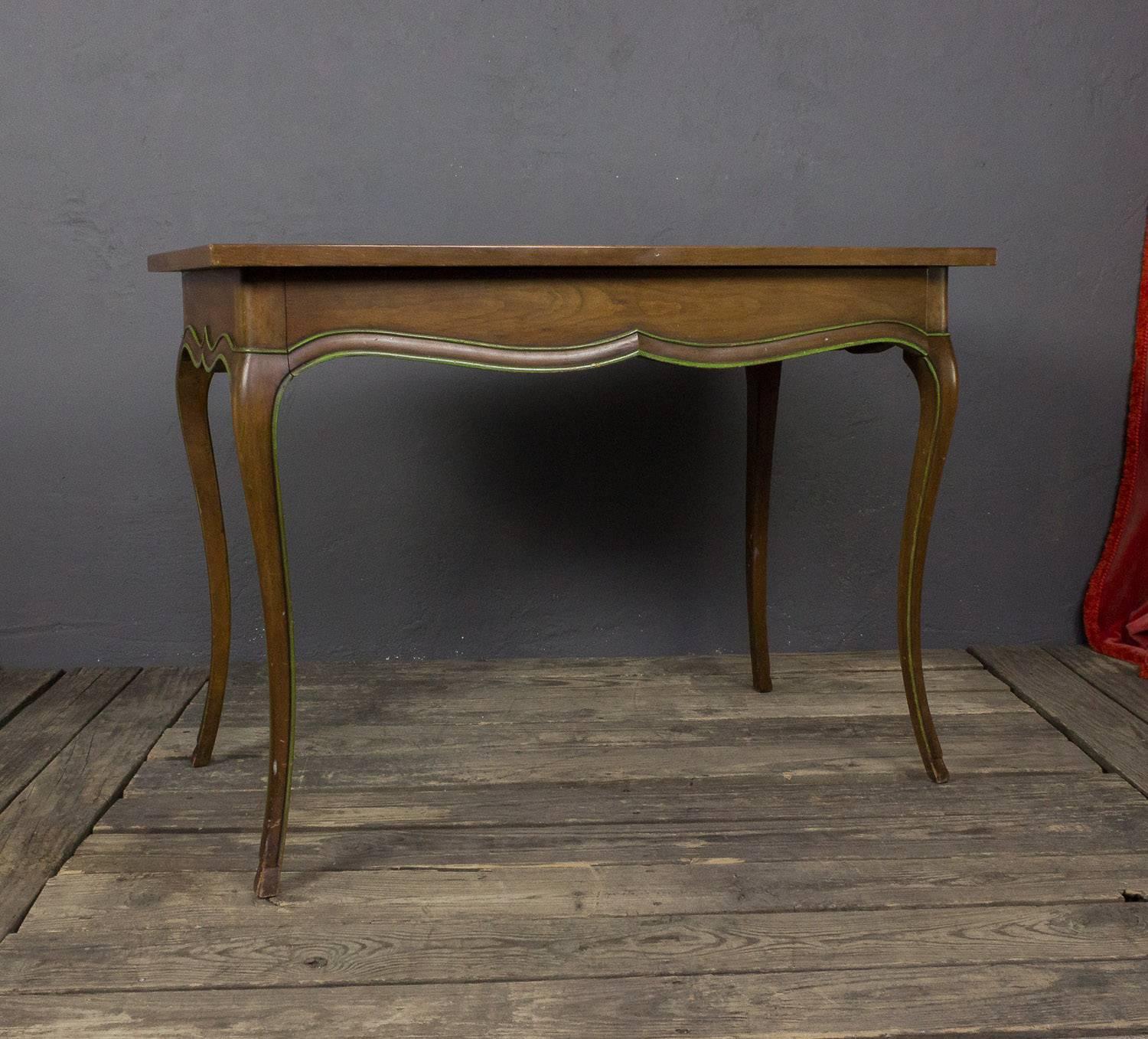 1950s American Writing Desk In Good Condition In Buchanan, NY
