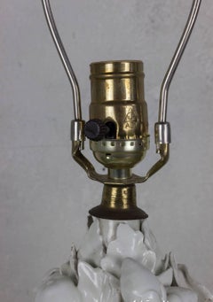 Spanish 1950s White Ceramic Table Lamp with Gilt Wooden Base