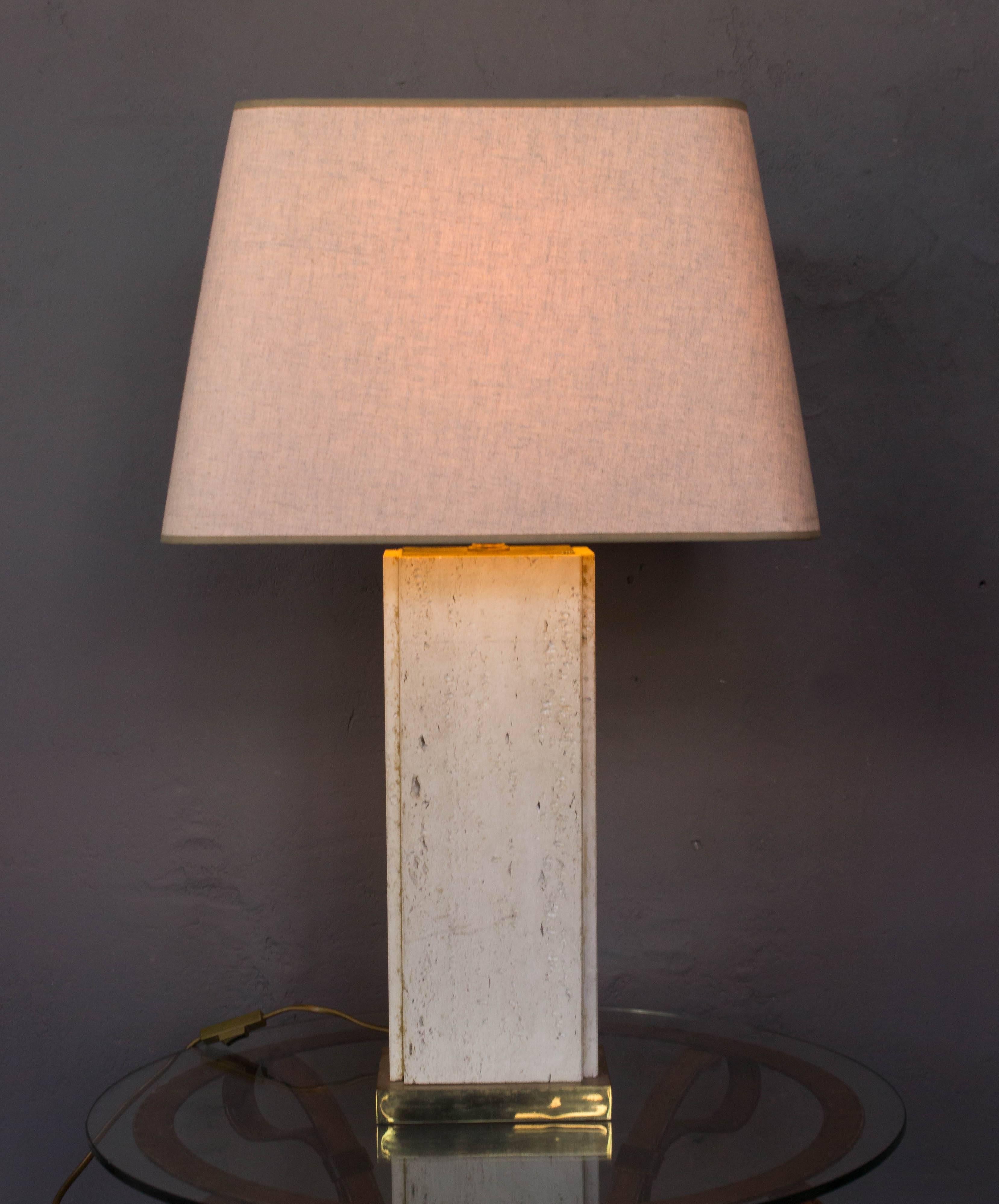 Large French 1960s Rectangular Travertine Lamp on a Brass Base For Sale 3