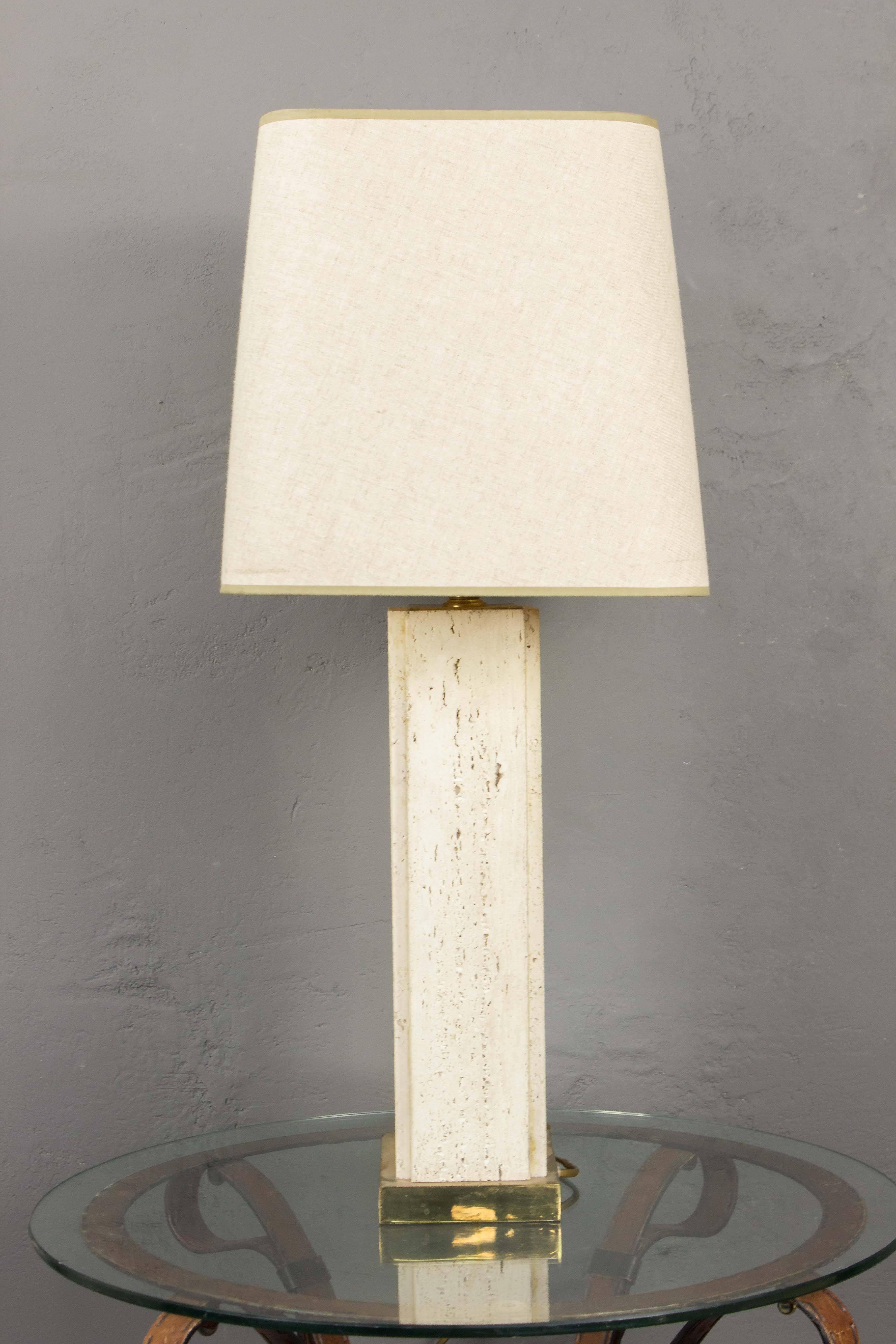 Large French 1960s Rectangular Travertine Lamp on a Brass Base In Good Condition For Sale In Buchanan, NY