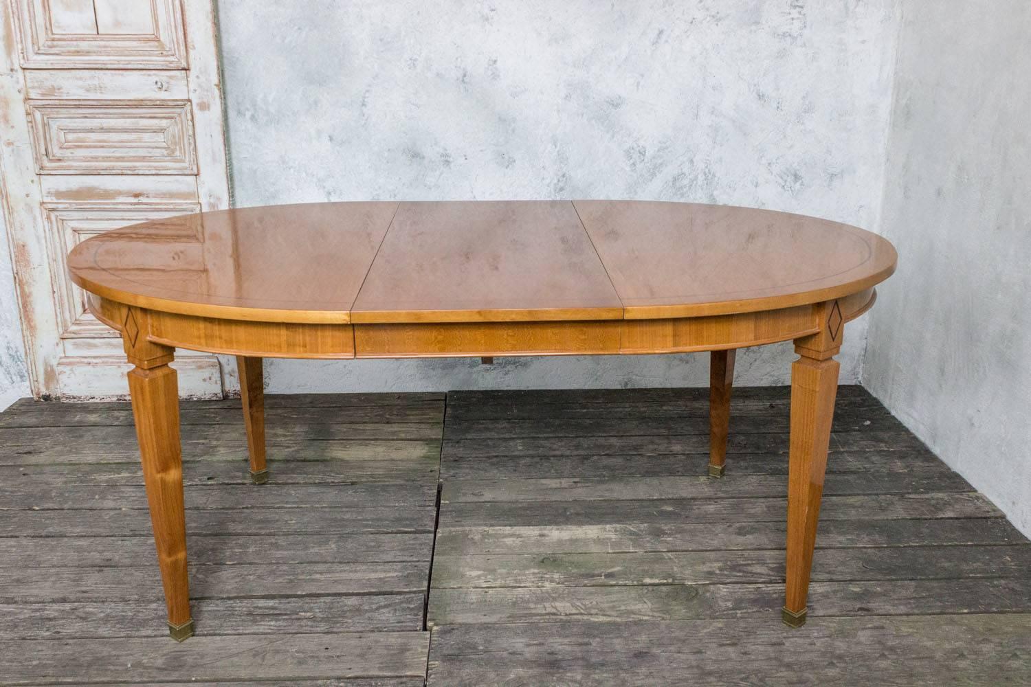 French 1940s Oval Dining Table 1