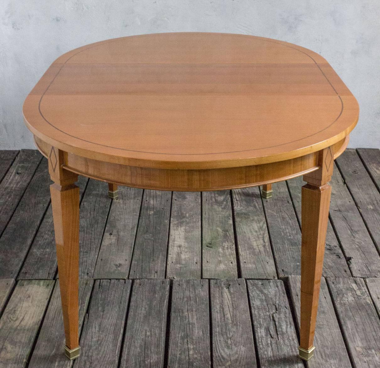 French 1940s Oval Dining Table 3