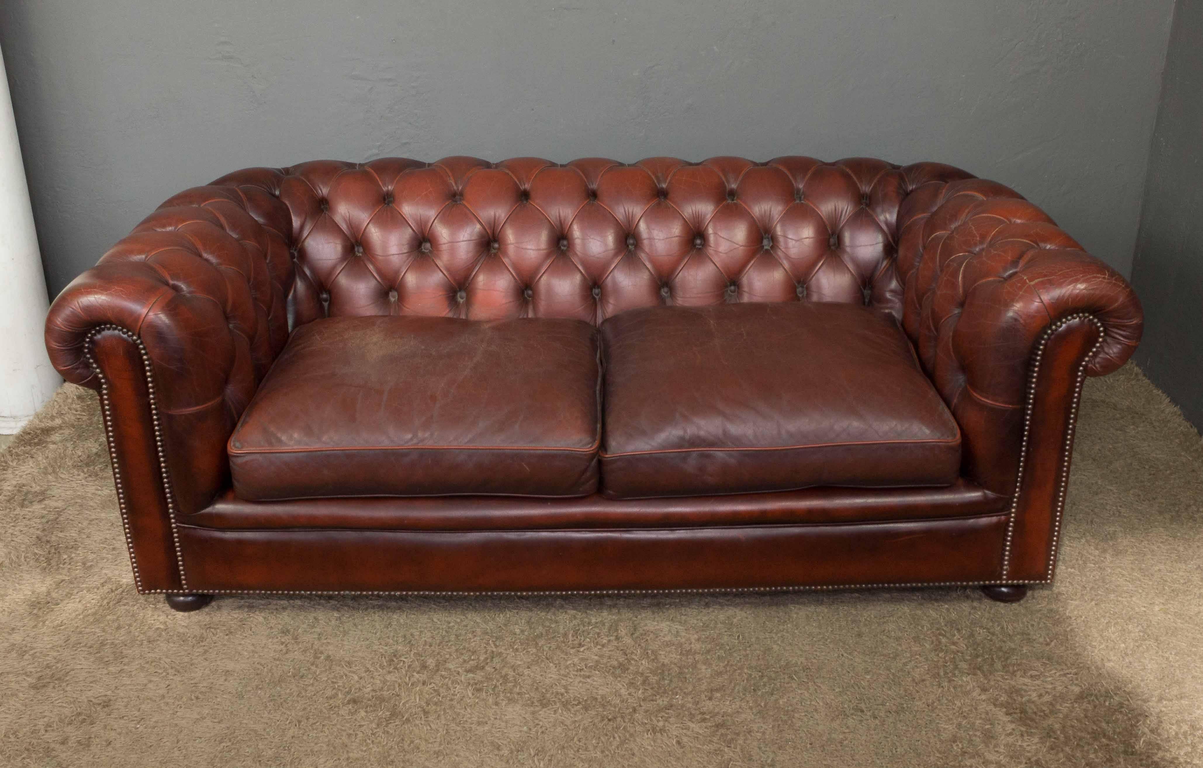 Vintage English Red Leather Chesterfield Sofa 4