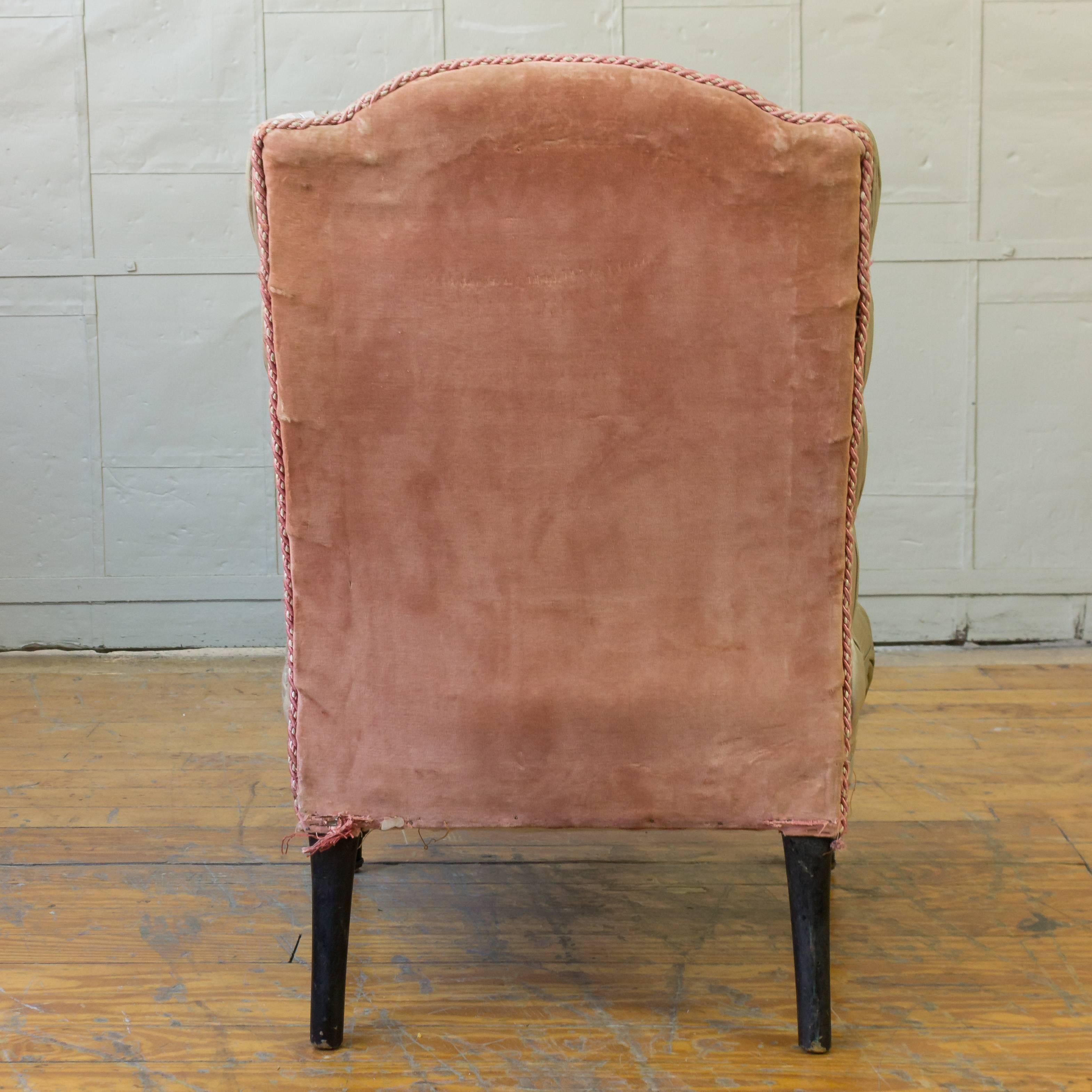 Elegant French 19th Century Slipper Chair 1