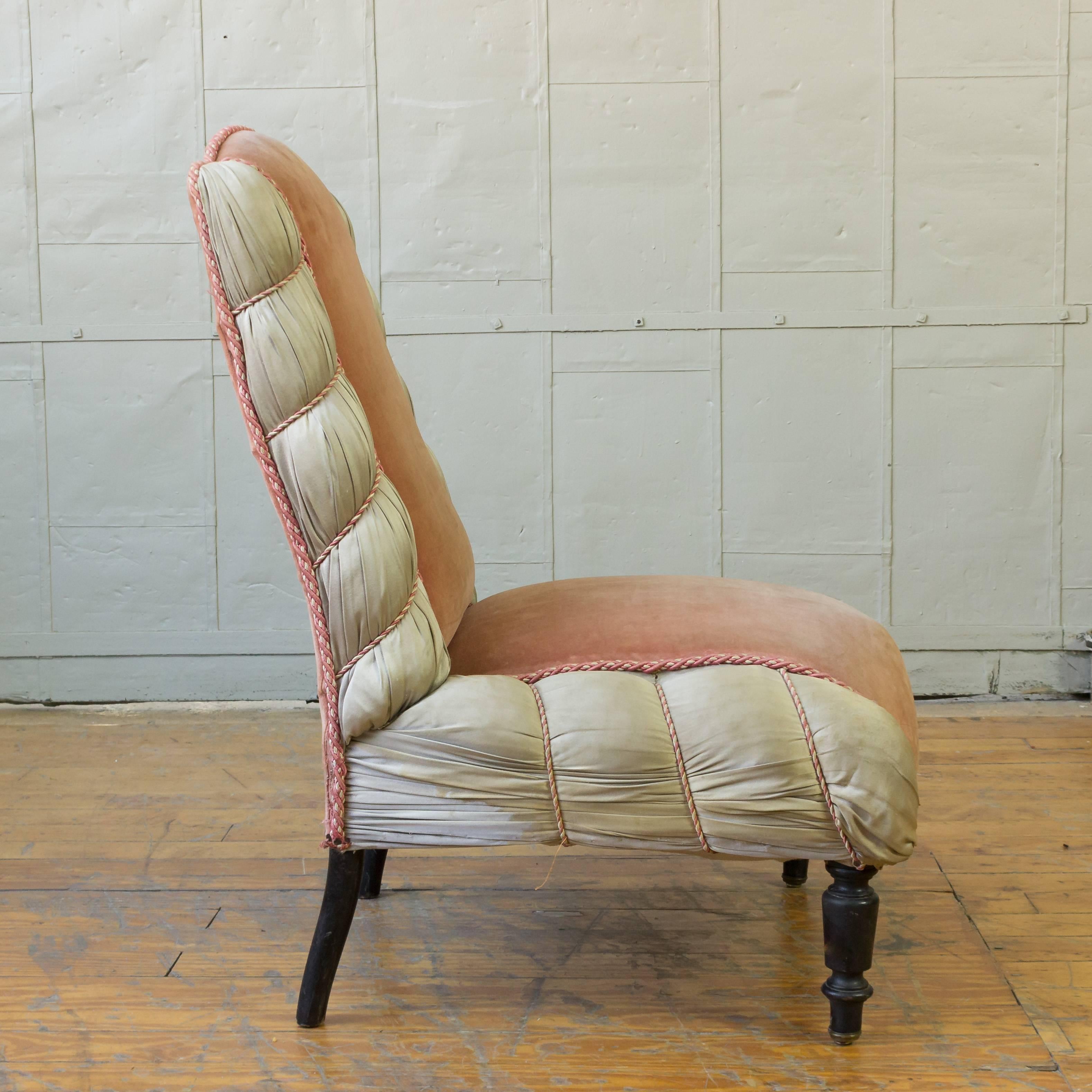 Napoleon III Elegant French 19th Century Slipper Chair