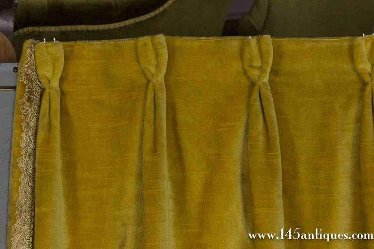 Pair Of Rich Gold Velvet Drapes For Sale At 1stdibs