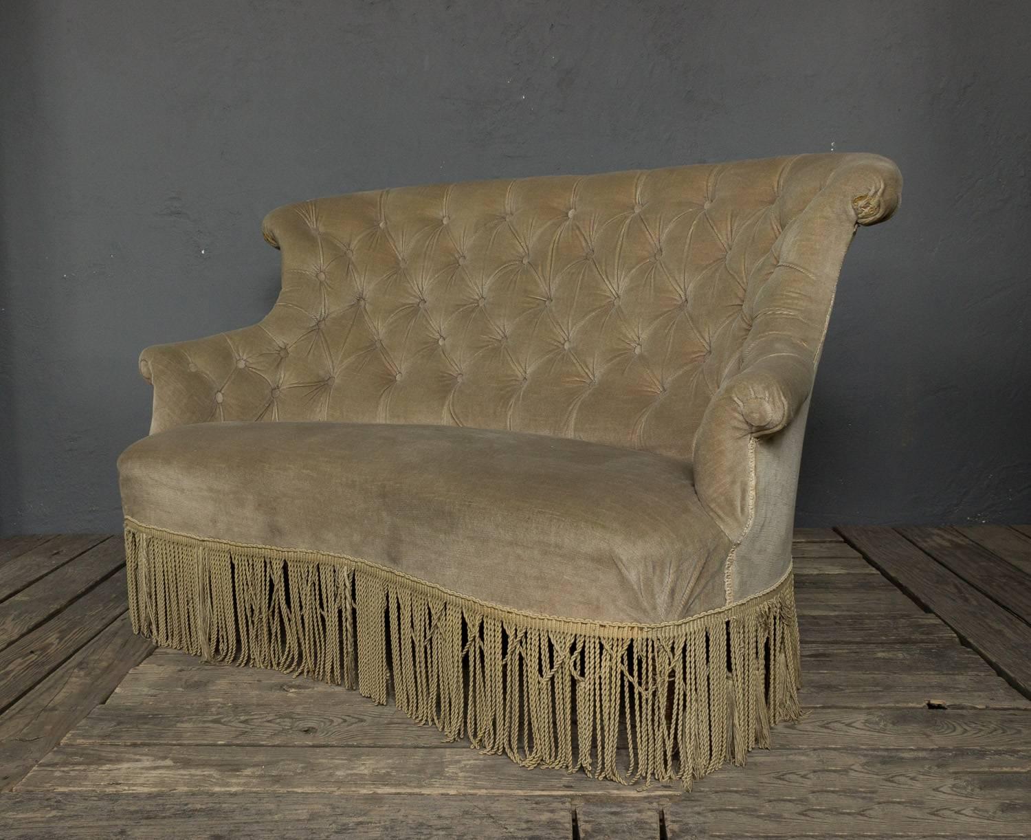 Napoleon III 19th Century French Tufted Settee in Faded Green Velvet