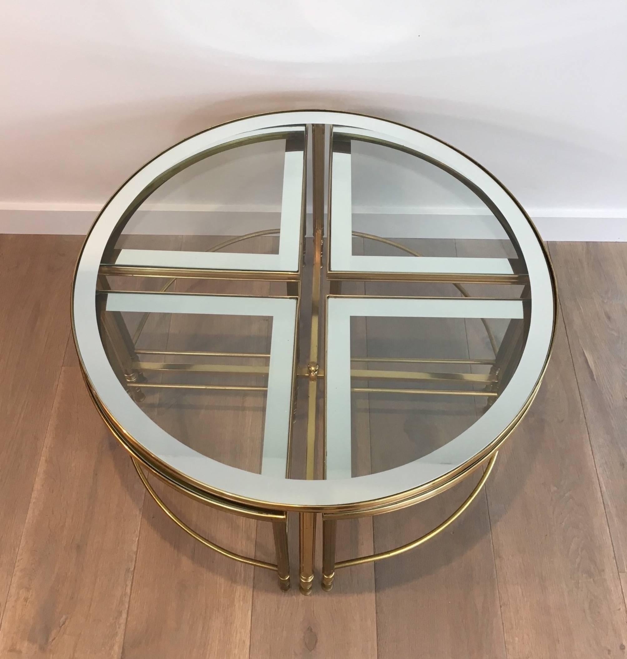 Round Brass Coffee Table with Four Smaller Nesting Tables In Good Condition In Buchanan, NY