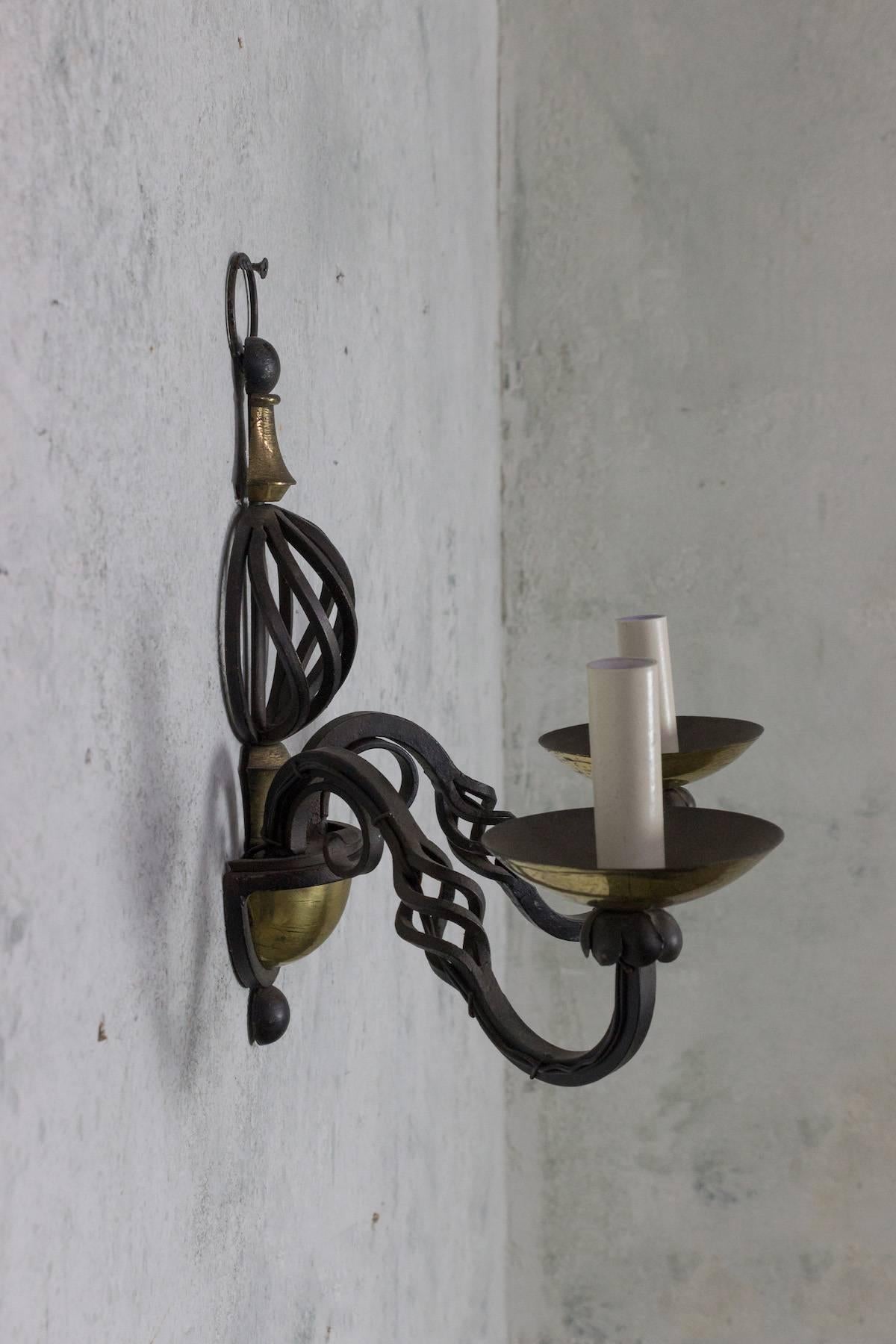 Wrought Iron Pair of French 1940s Iron and Brass Sconces For Sale