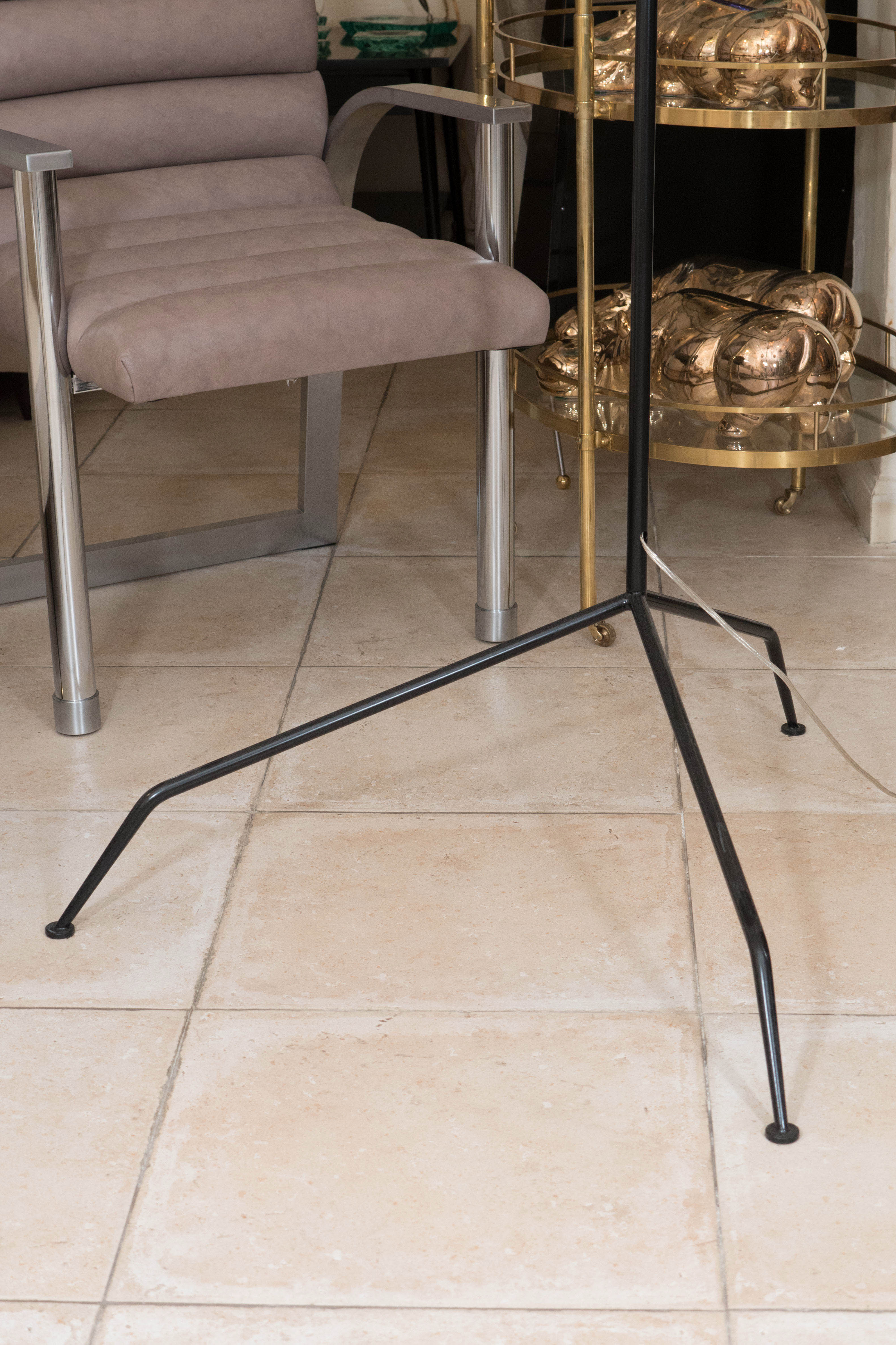 Black Enameled Metal and Brass Standing Floor Lamp In Good Condition In New York, NY